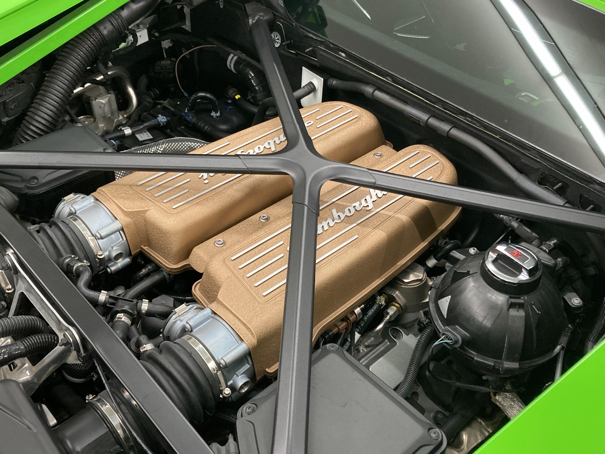 2022 Lamborghini Huracán STO — Photo 55 / 57