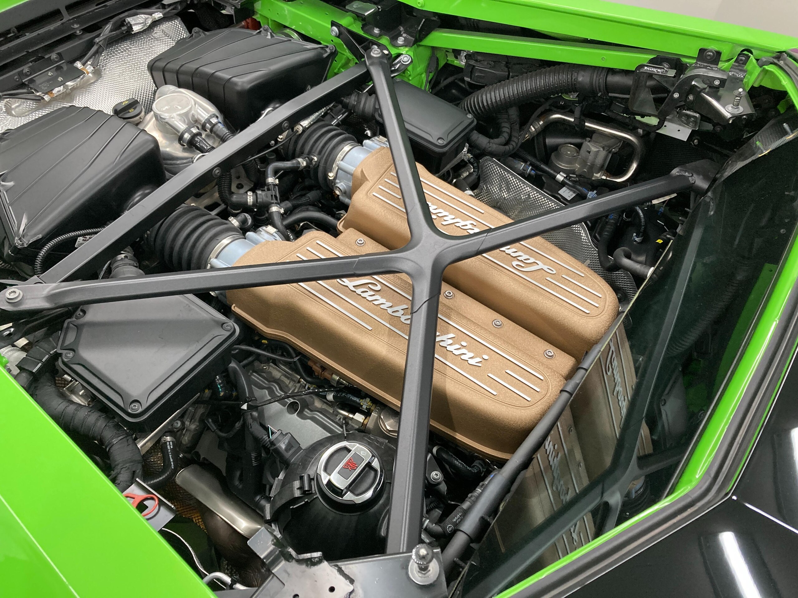 2022 Lamborghini Huracán STO — Photo 56 / 57