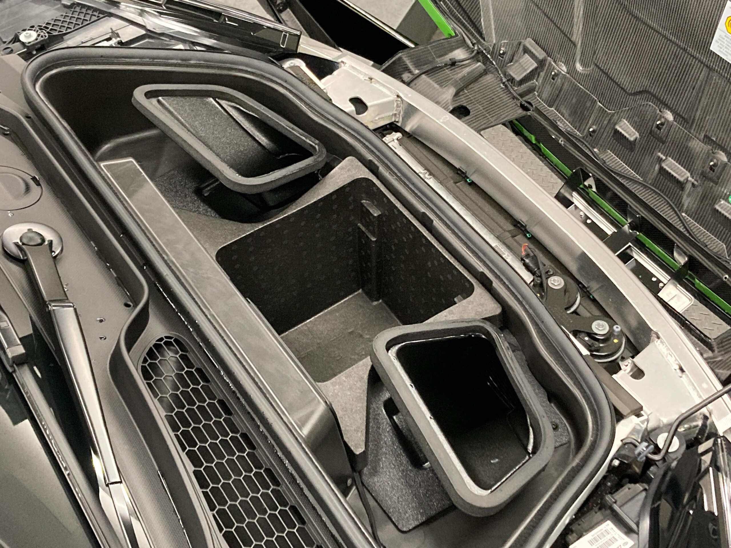 2022 Lamborghini Huracán STO — Photo 57 / 57
