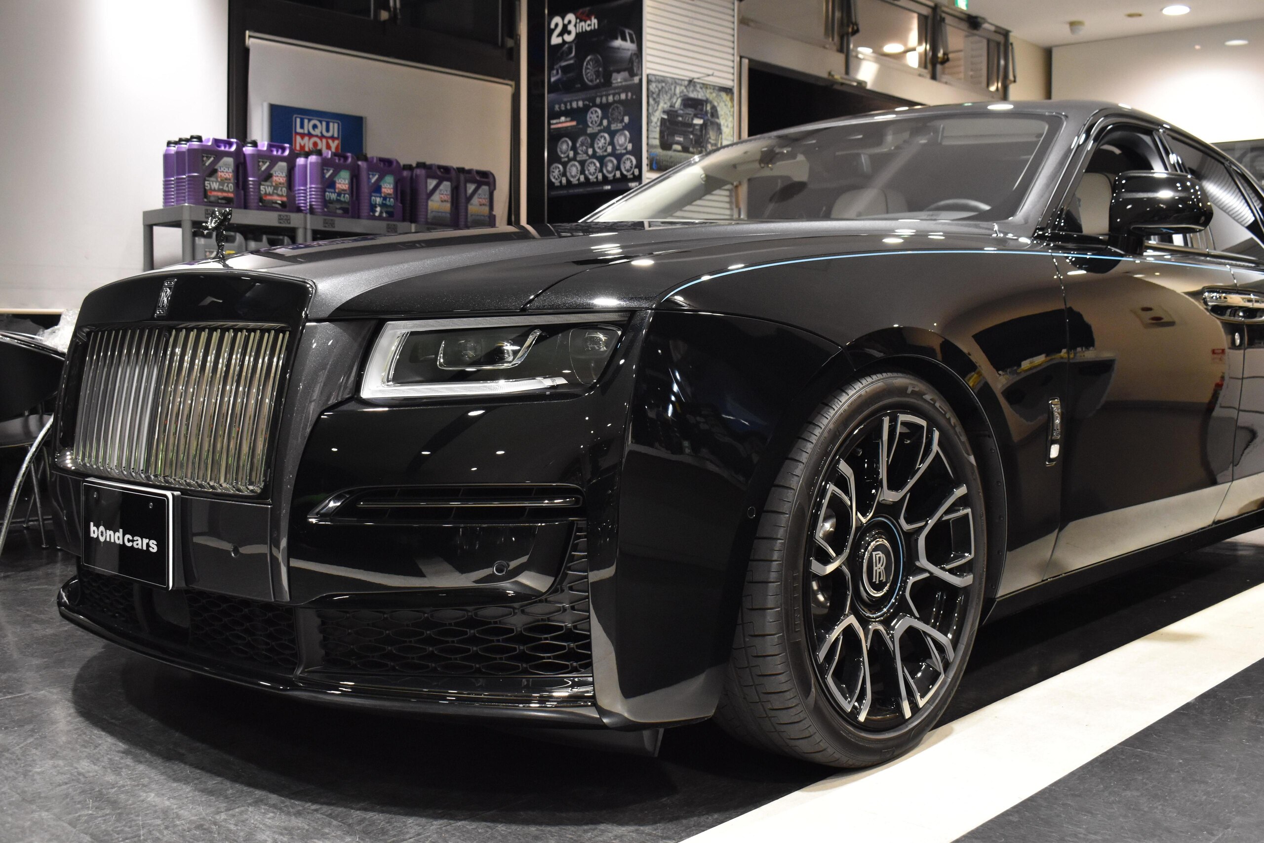 2022 Rolls-Royce Ghost Black Badge — Photo 6 / 37