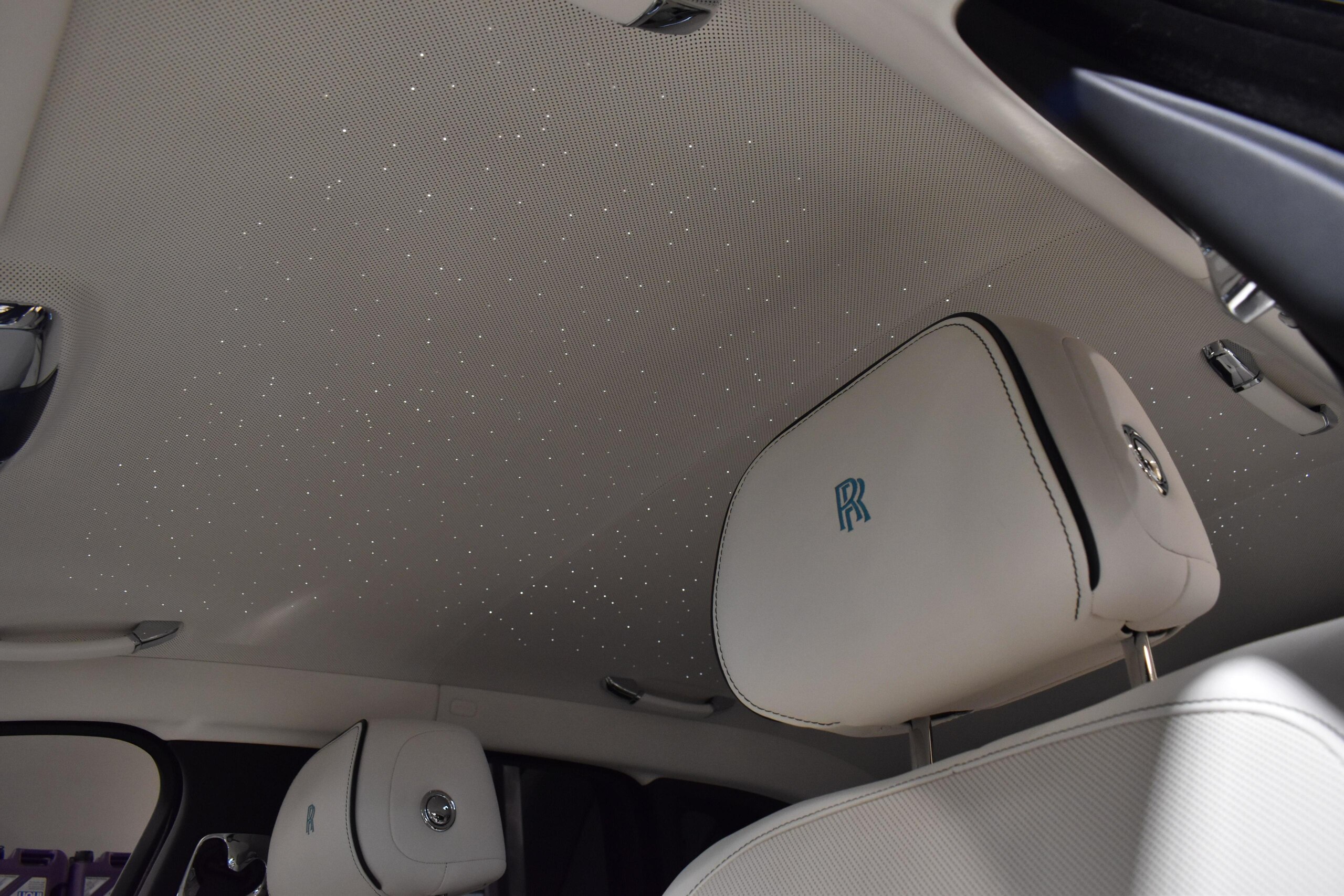 2022 Rolls-Royce Ghost Black Badge — Photo 9 / 37
