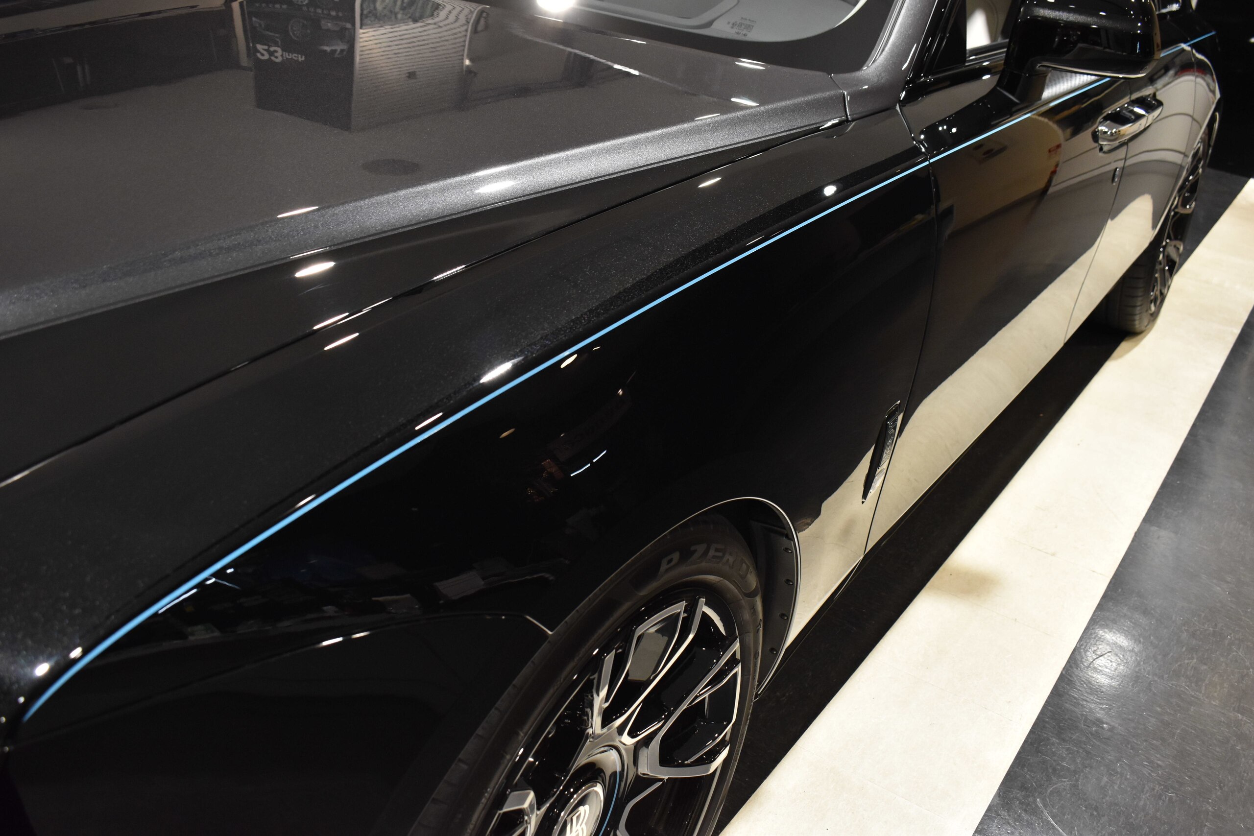2022 Rolls-Royce Ghost Black Badge — Photo 16 / 37