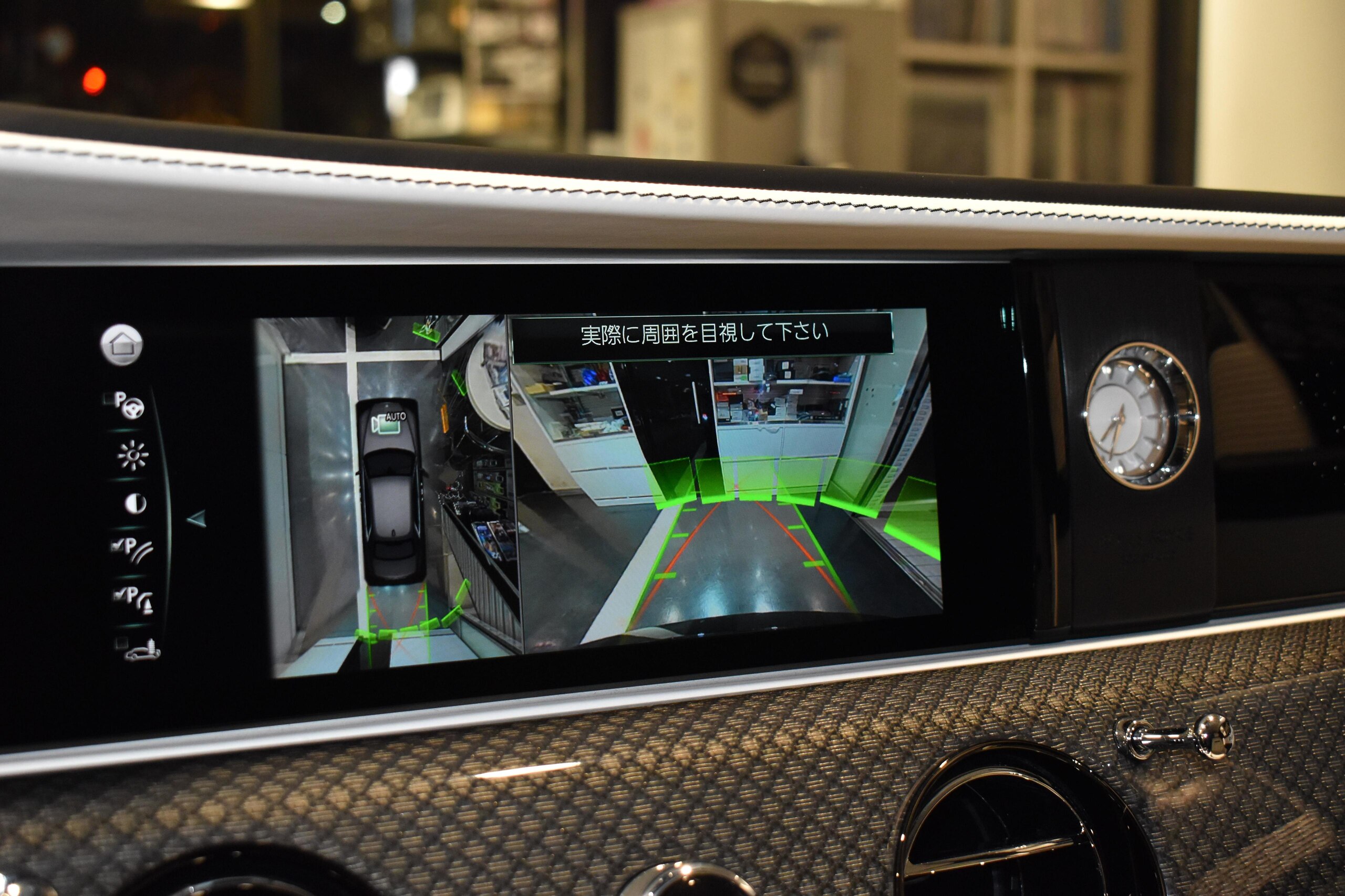 2022 Rolls-Royce Ghost Black Badge — Photo 20 / 37