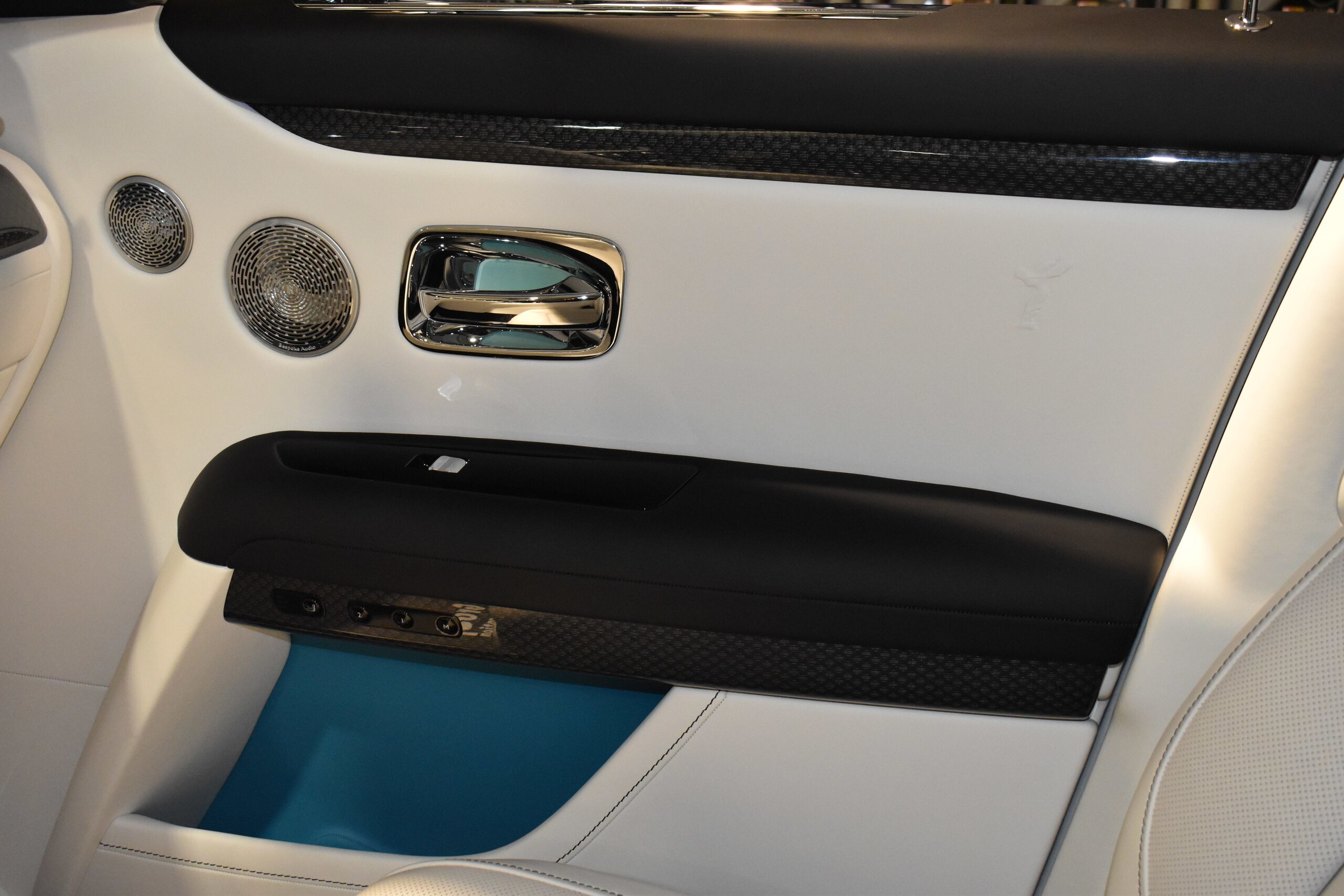 2022 Rolls-Royce Ghost Black Badge — Photo 23 / 37