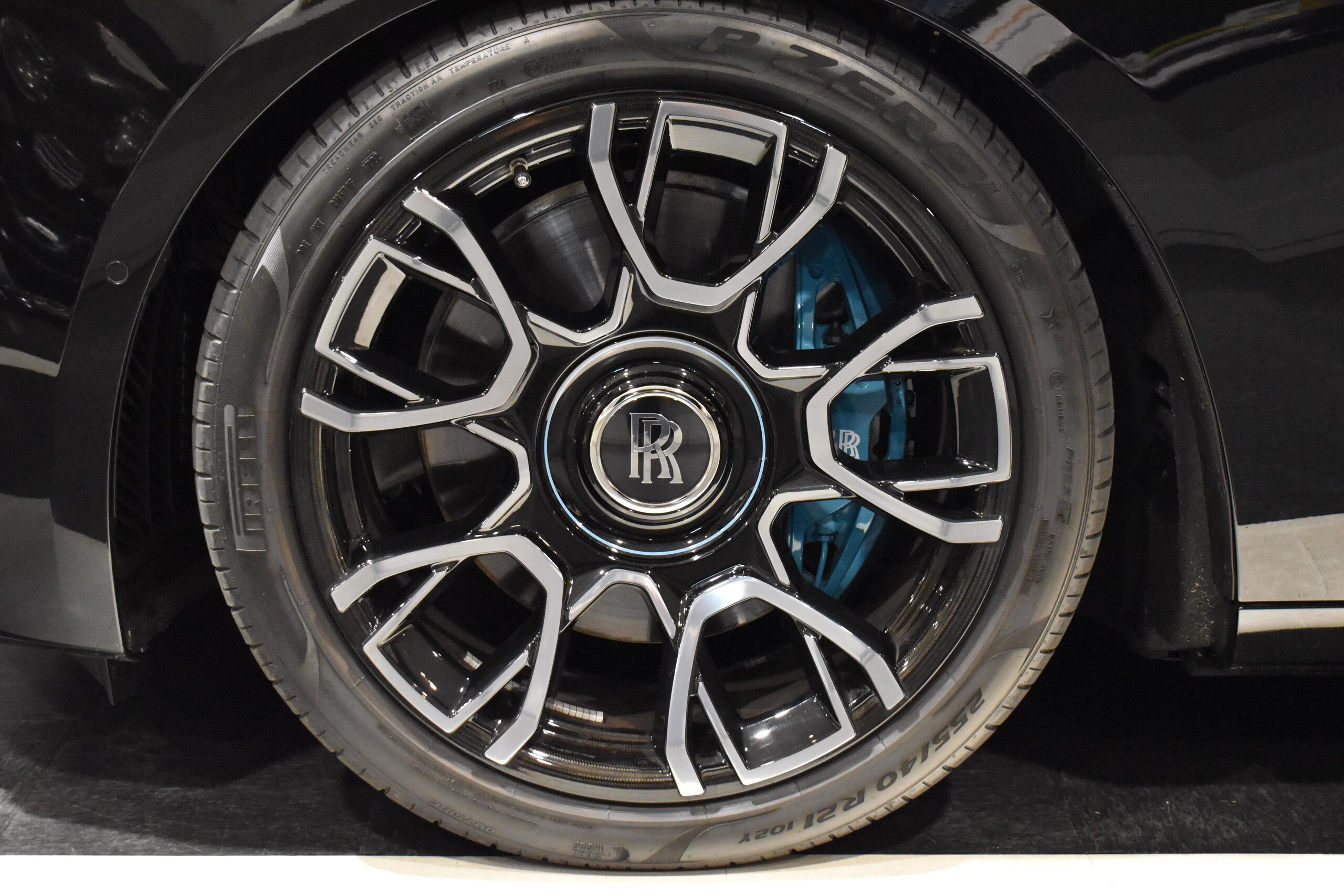 2022 Rolls-Royce Ghost Black Badge — Photo 36 / 37