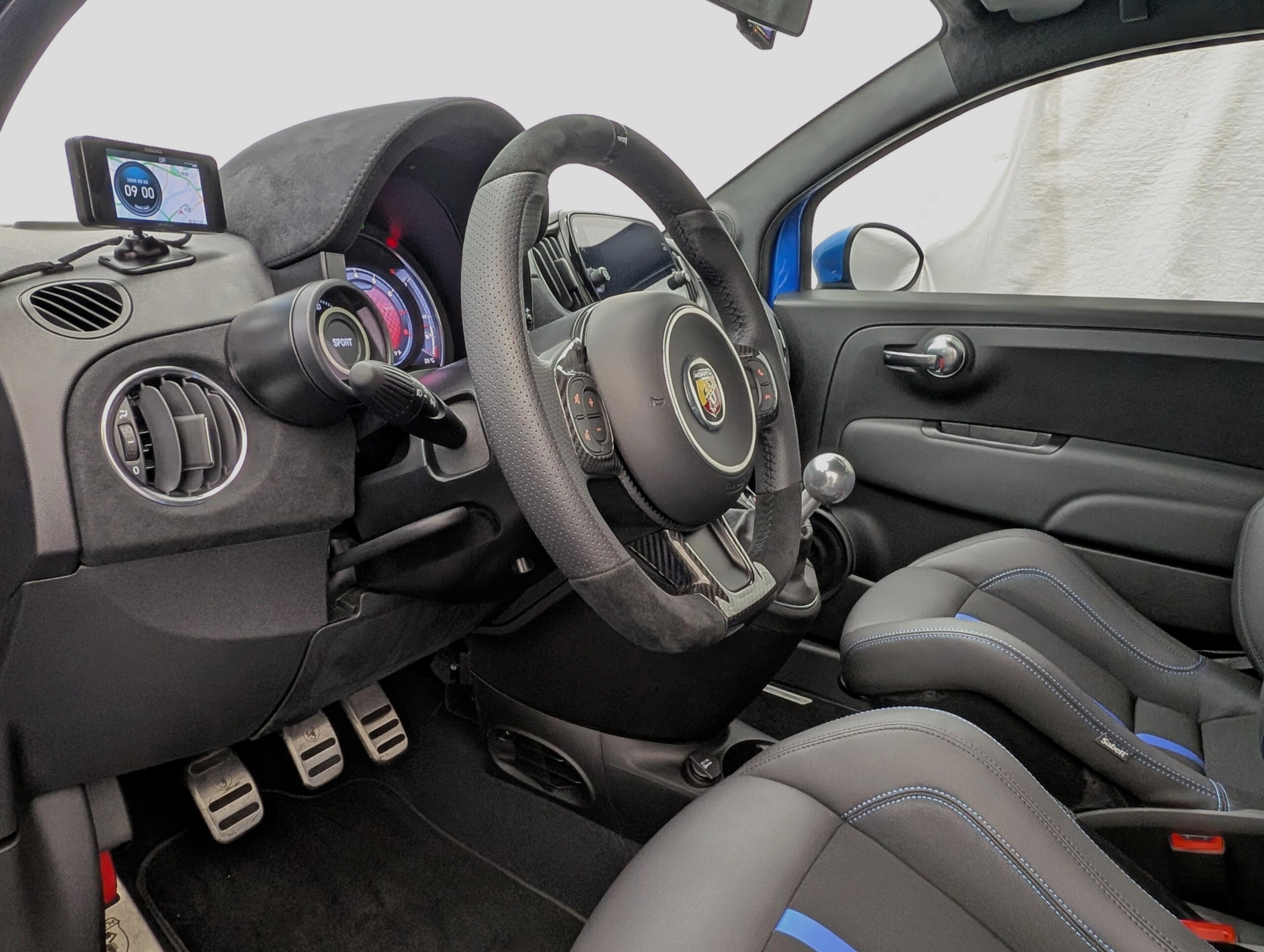 2023 Abarth 695 Tribute 131 Rally — Photo 6 / 38