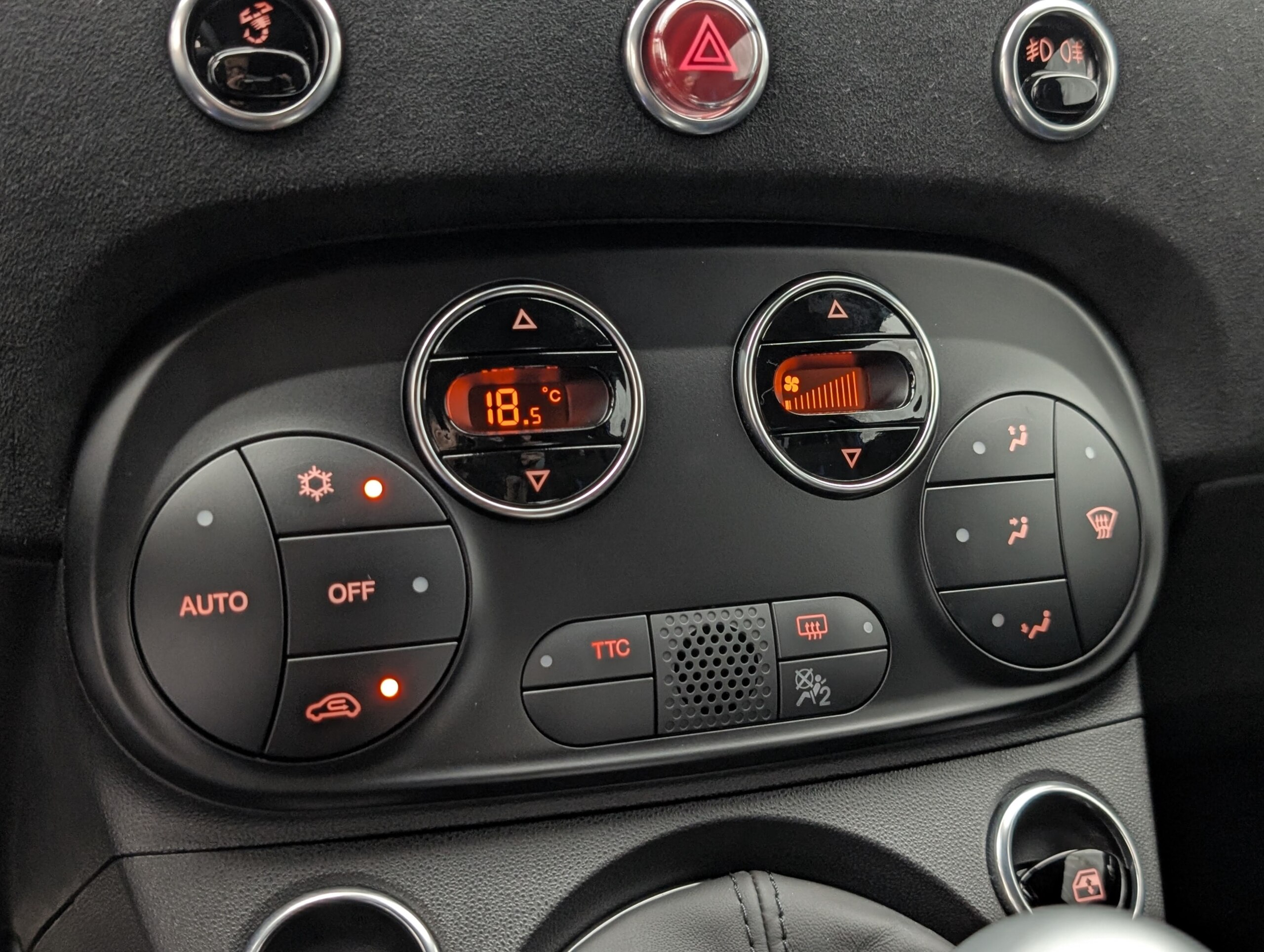2023 Abarth 695 Tribute 131 Rally — Photo 17 / 38