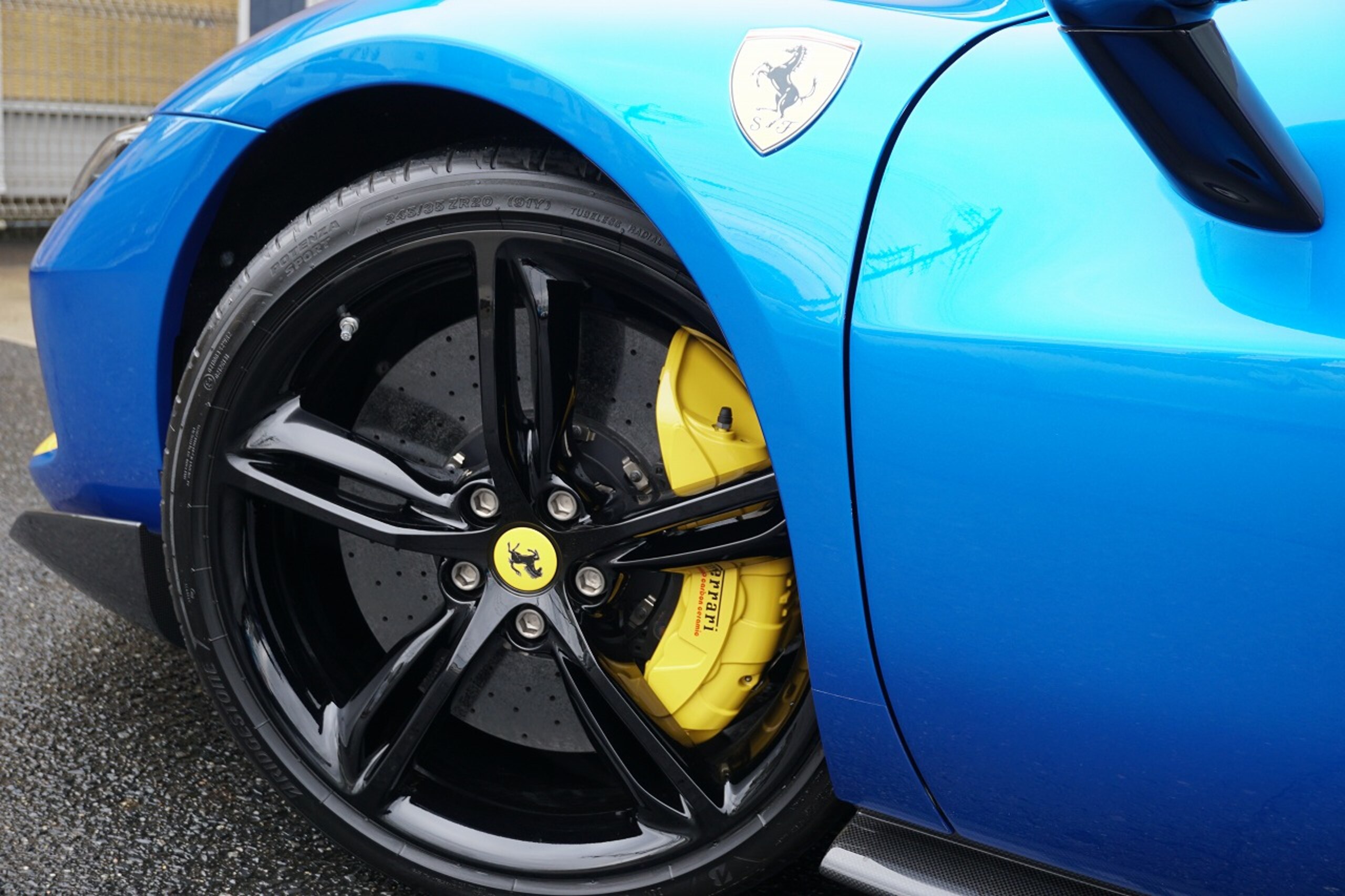 2023 Ferrari 296GTB — Photo 33 / 39