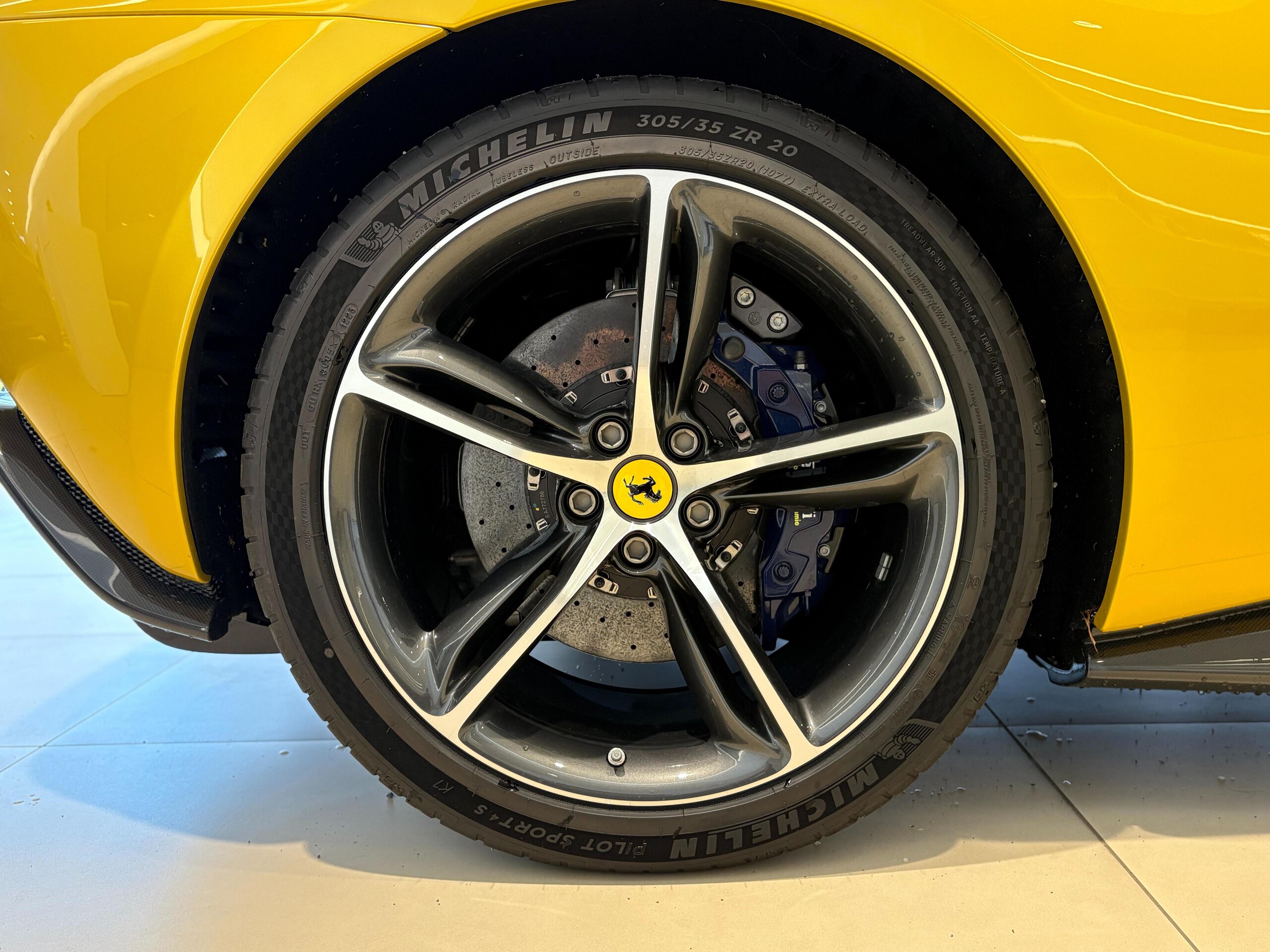 2023 Ferrari 296GTS — Photo 18 / 48