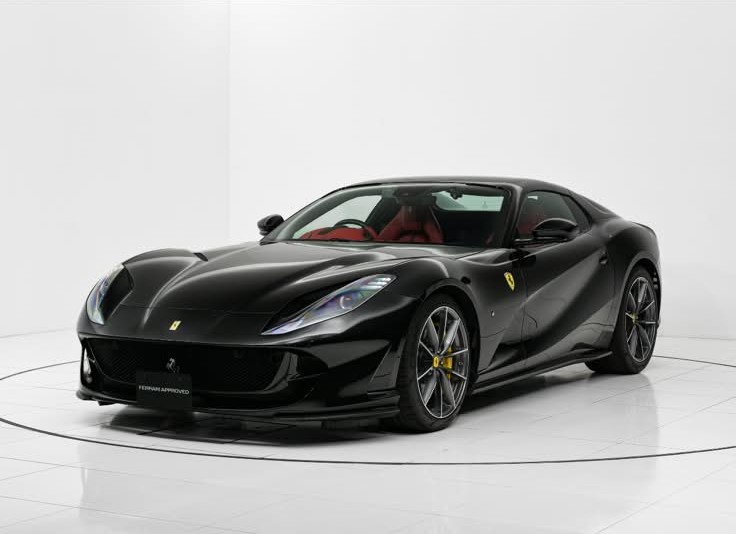 2023 Ferrari 812GTS — Photo 10 / 23