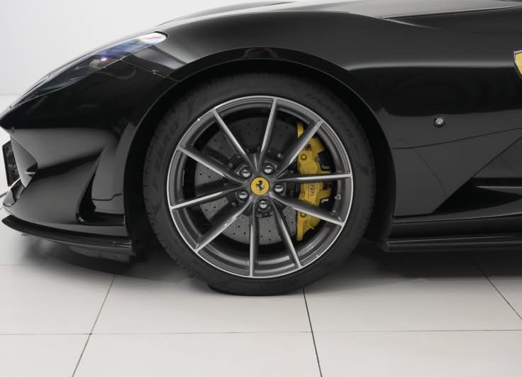 2023 Ferrari 812GTS — Photo 20 / 23
