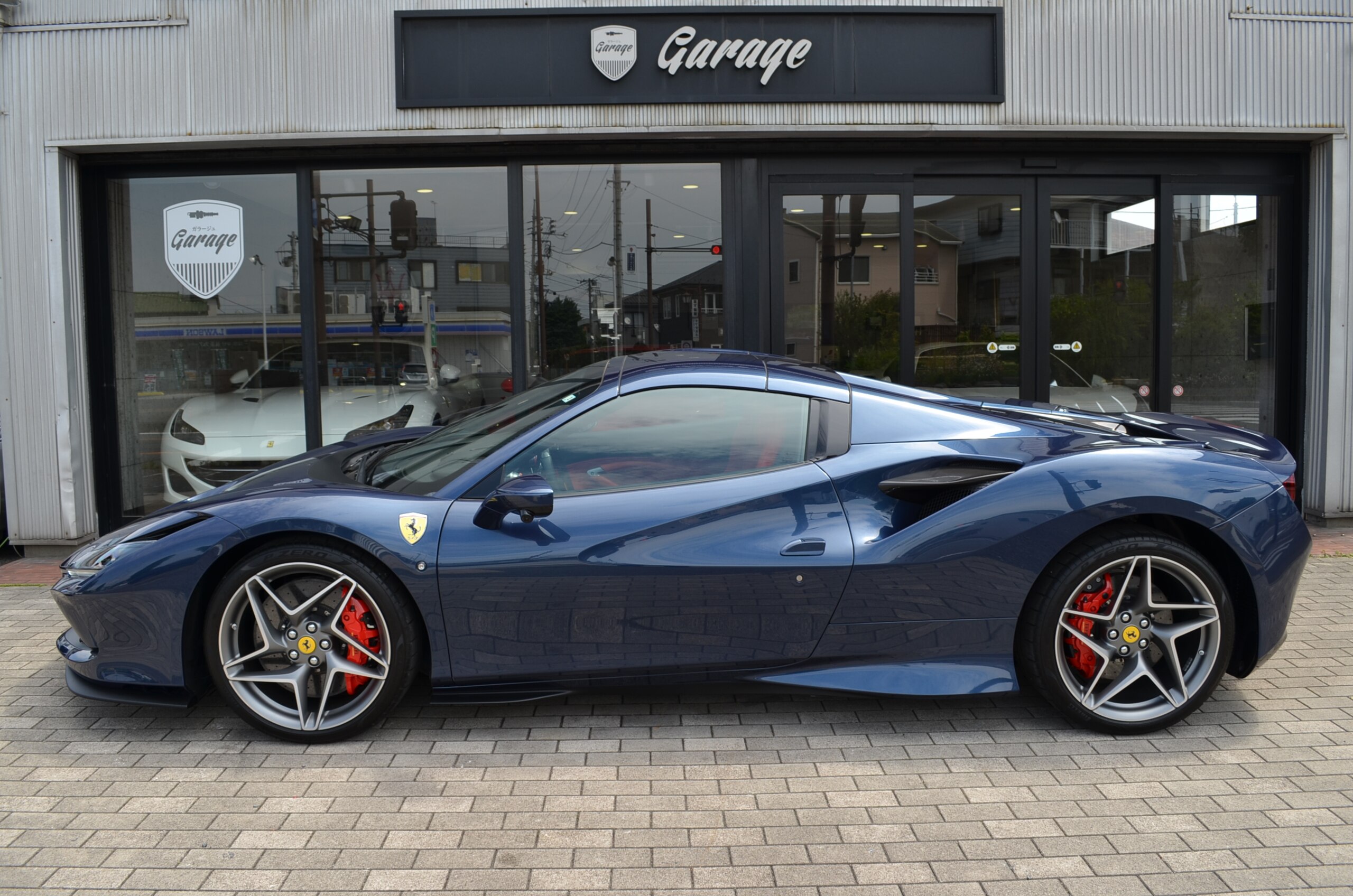 2023 Ferrari F8 Spider — Photo 7 / 21