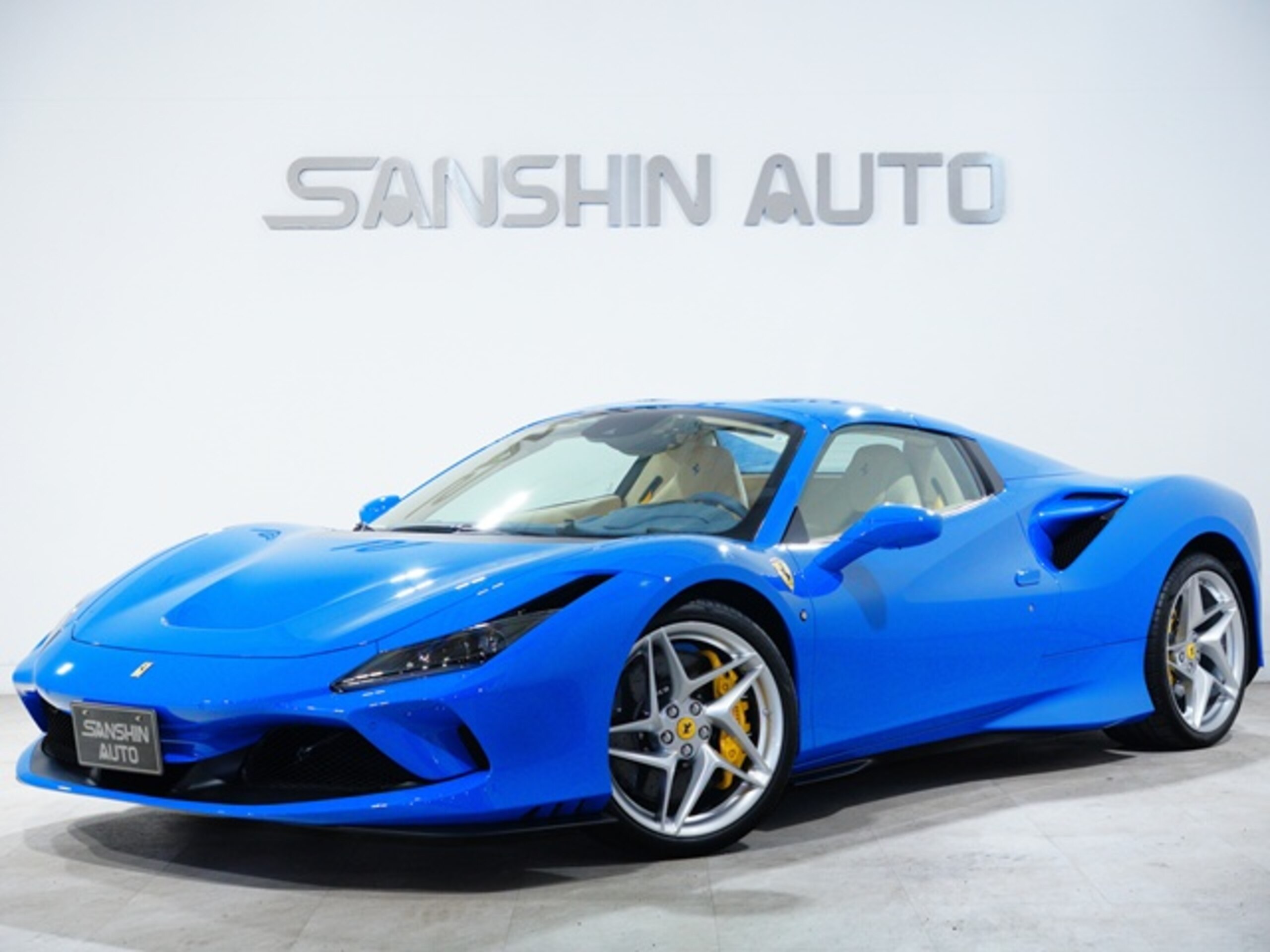 2023 Ferrari F8 Spider — Photo 11 / 34