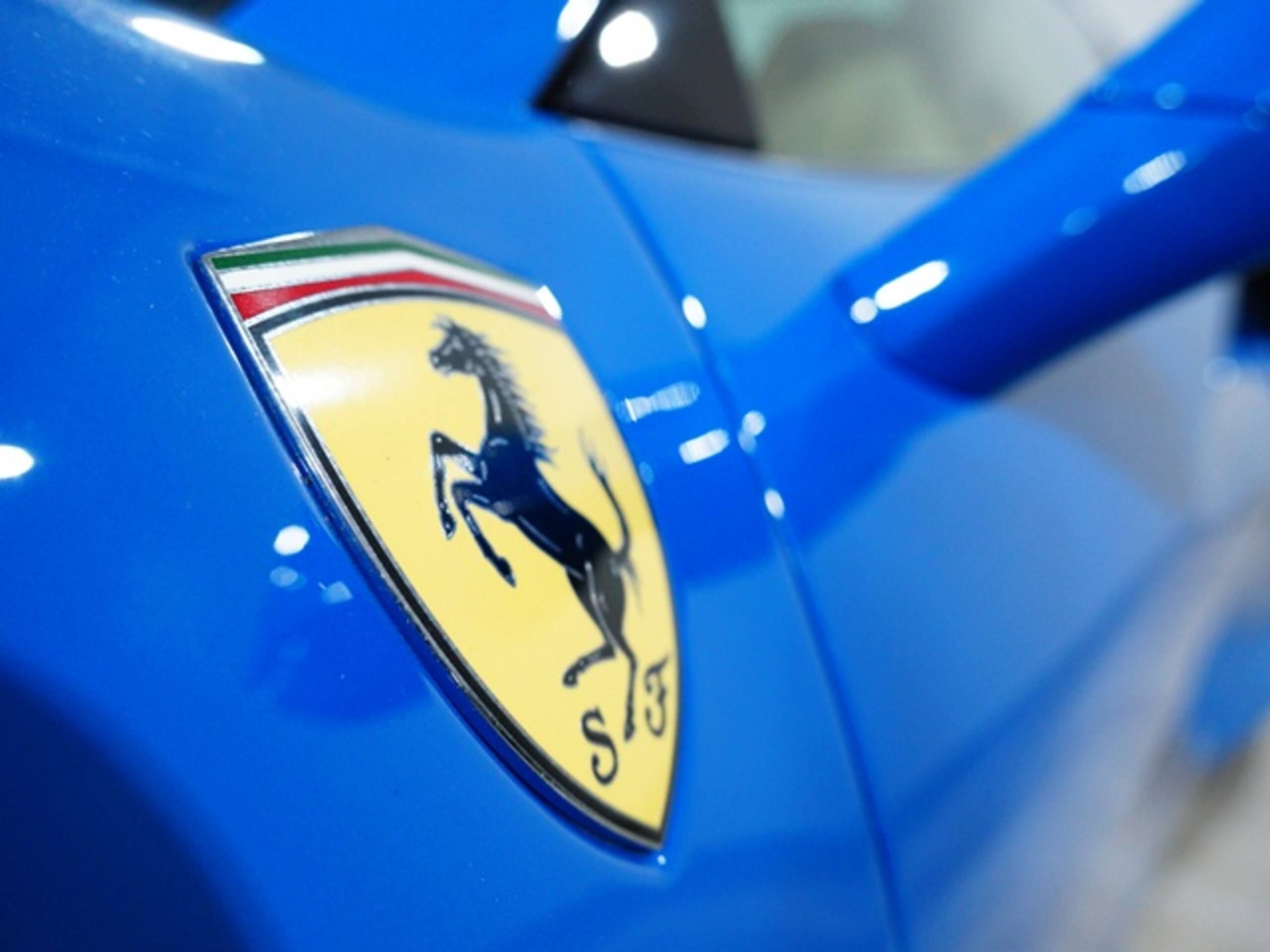 2023 Ferrari F8 Spider — Photo 19 / 34
