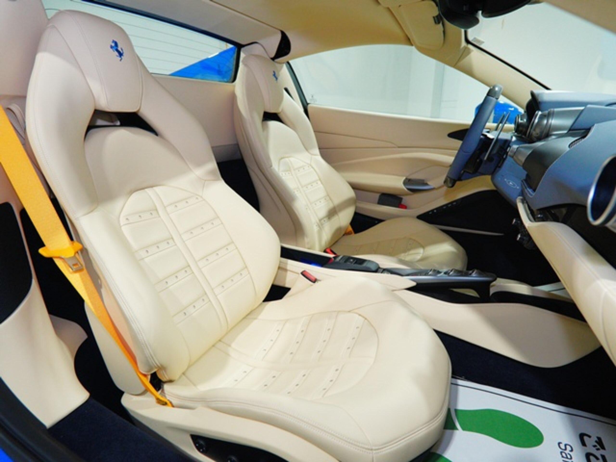 2023 Ferrari F8 Spider — Photo 22 / 34
