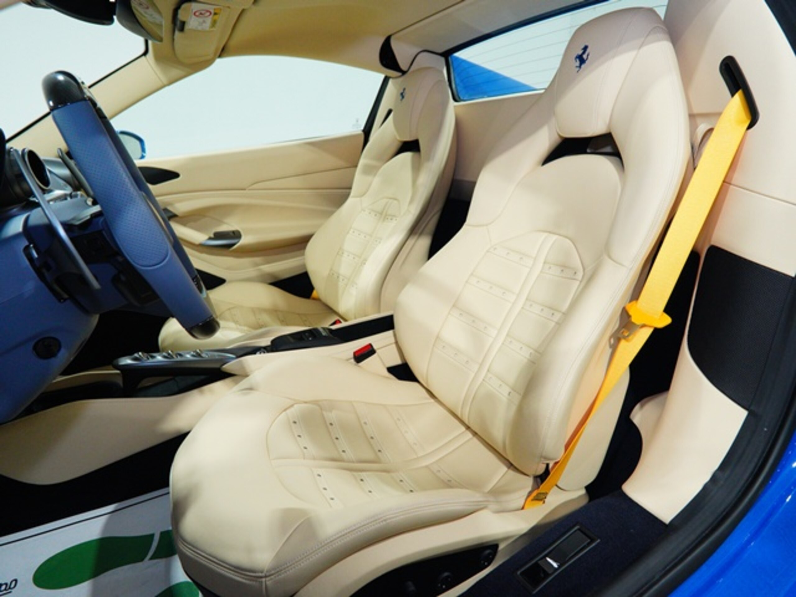 2023 Ferrari F8 Spider — Photo 23 / 34