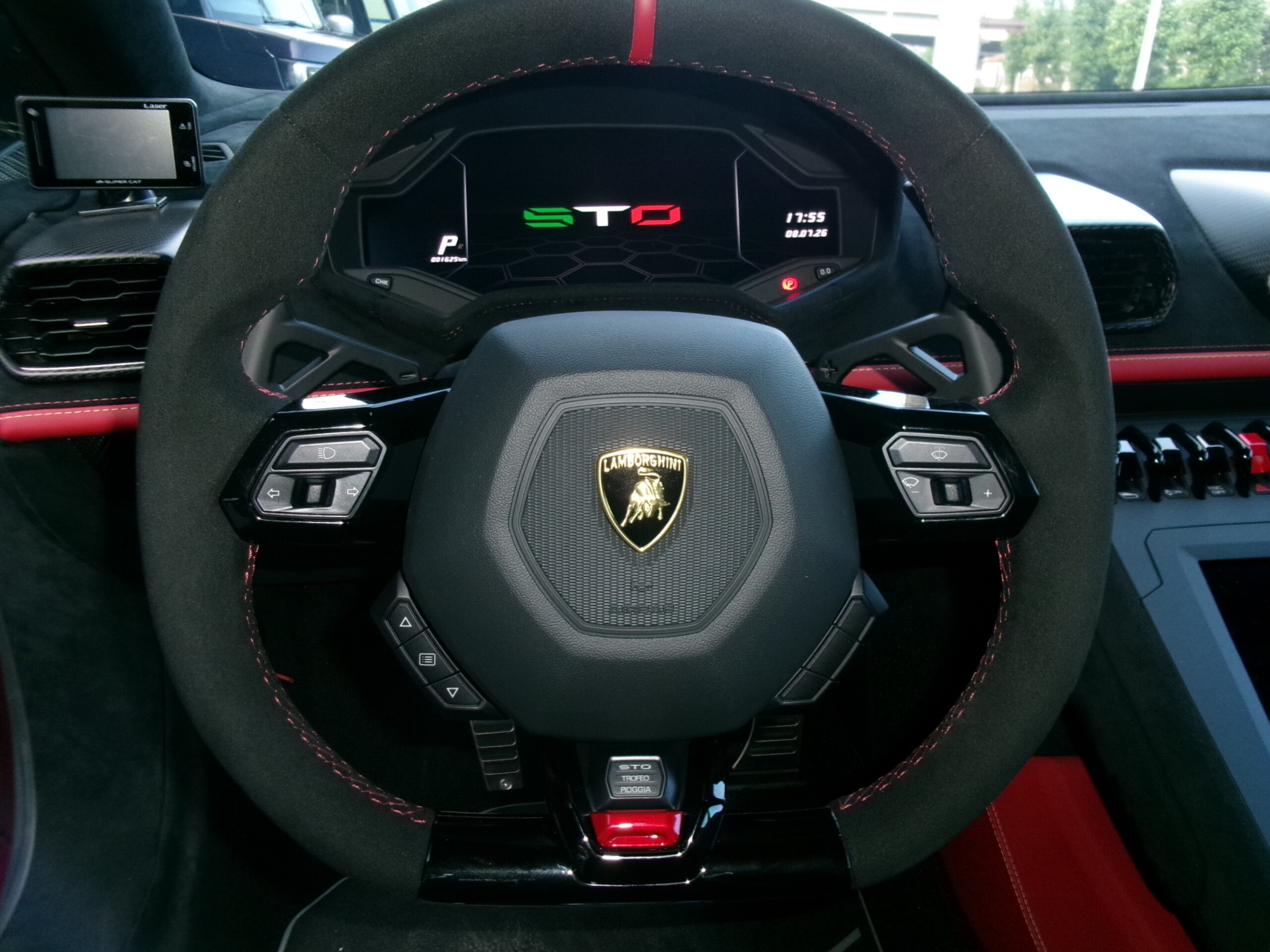 2023 Lamborghini Huracán STO — Photo 8 / 44