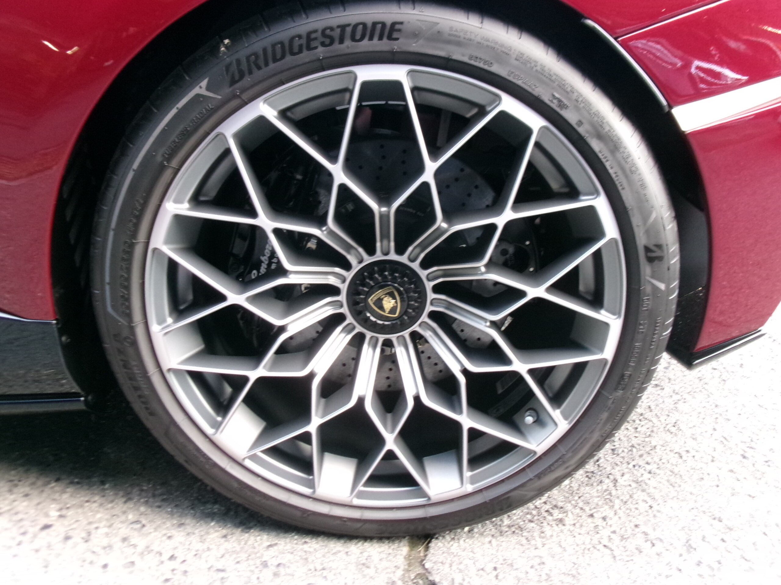 2023 Lamborghini Huracán STO — Photo 19 / 44