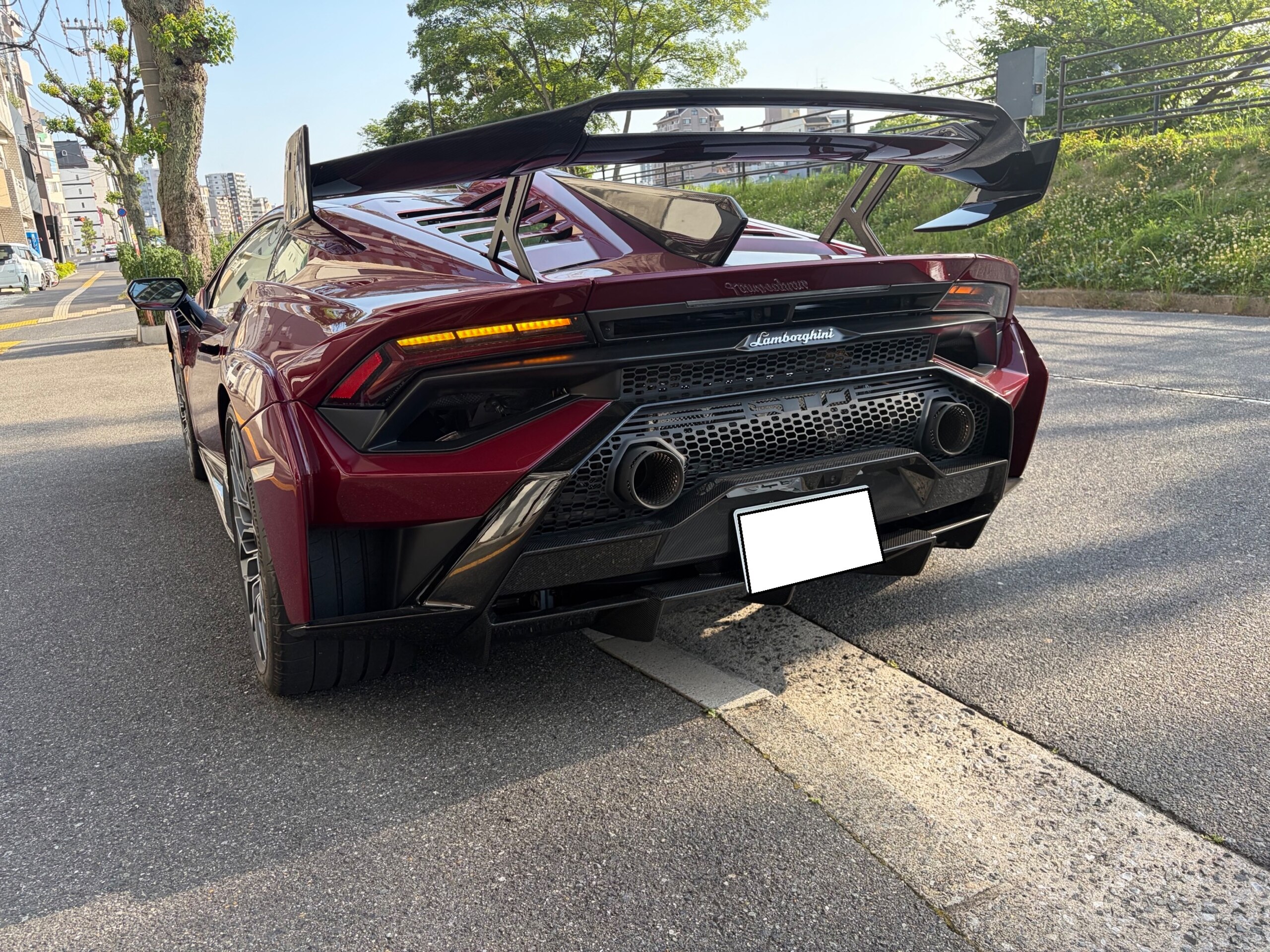 2023 Lamborghini Huracán STO — Photo 44 / 44