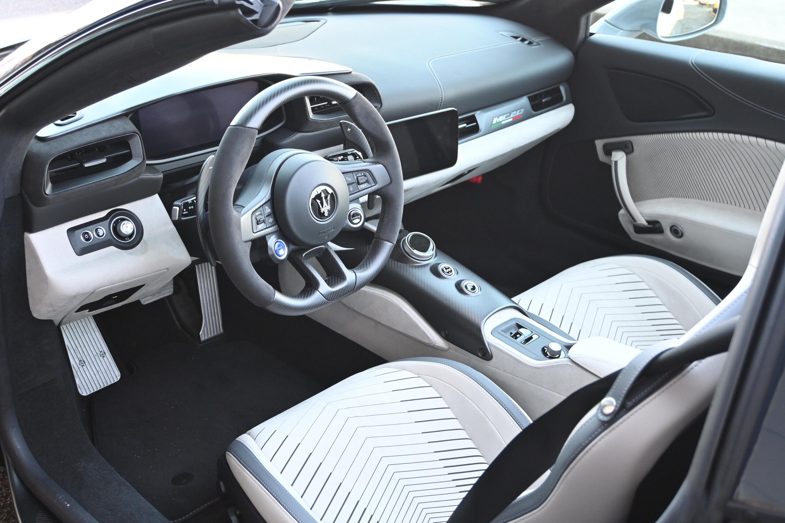 2023 Maserati MC20 Cielo — Photo 35 / 43