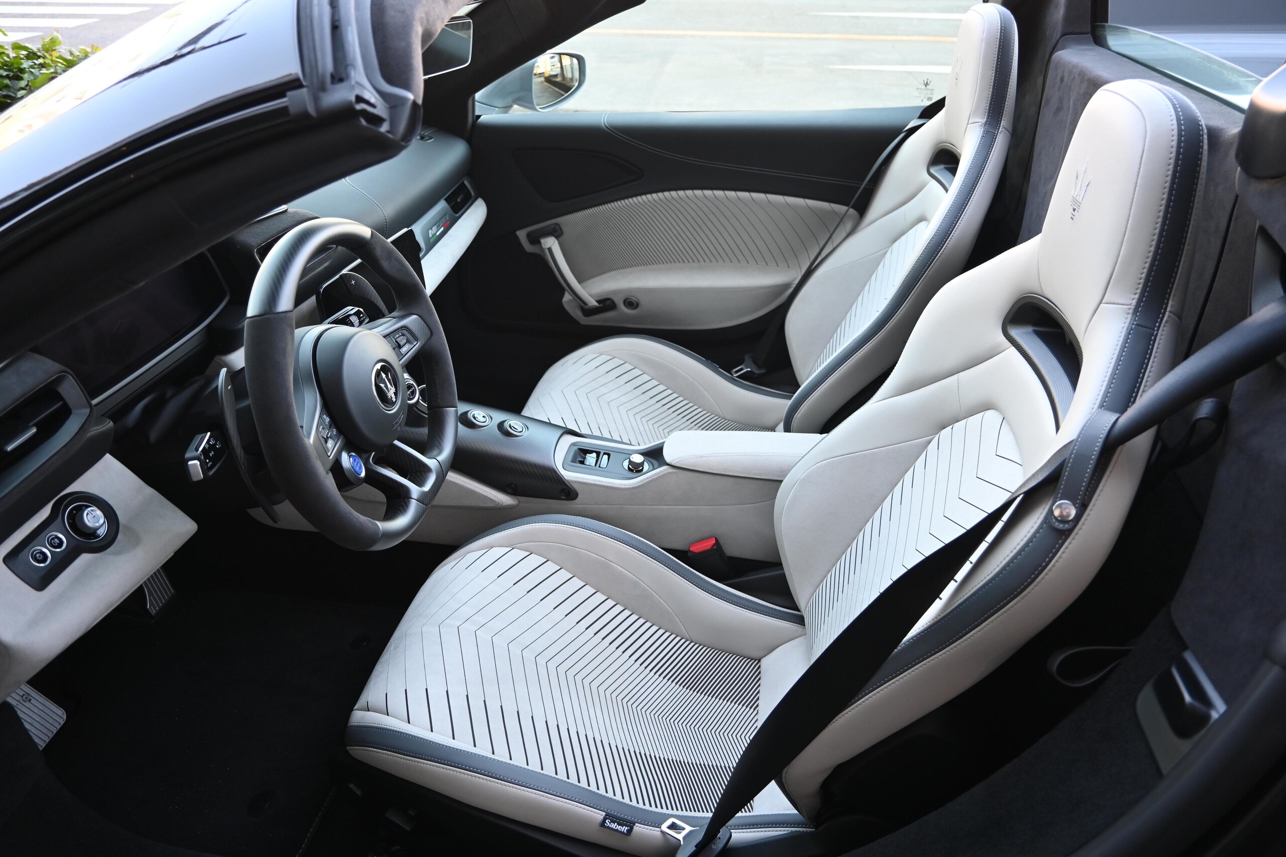2023 Maserati MC20 Cielo — Photo 36 / 43