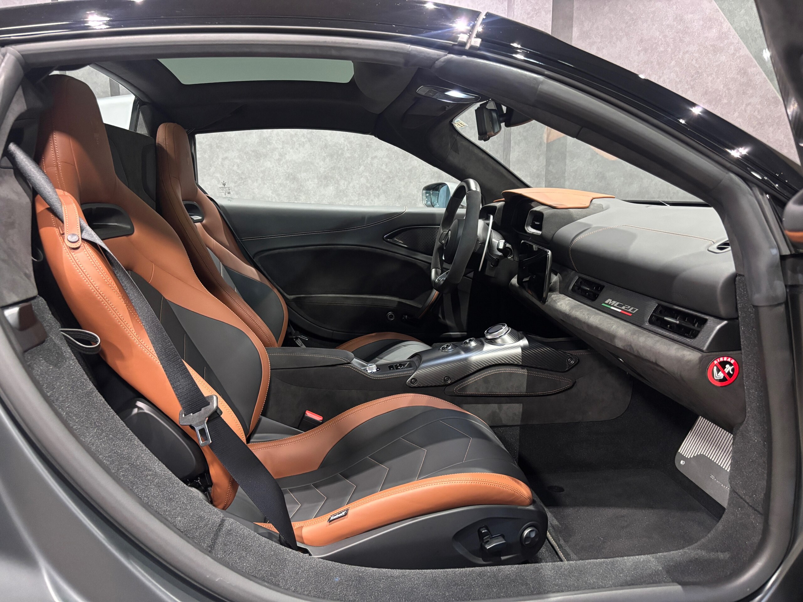 2023 Maserati MC20 Cielo — Photo 9 / 43
