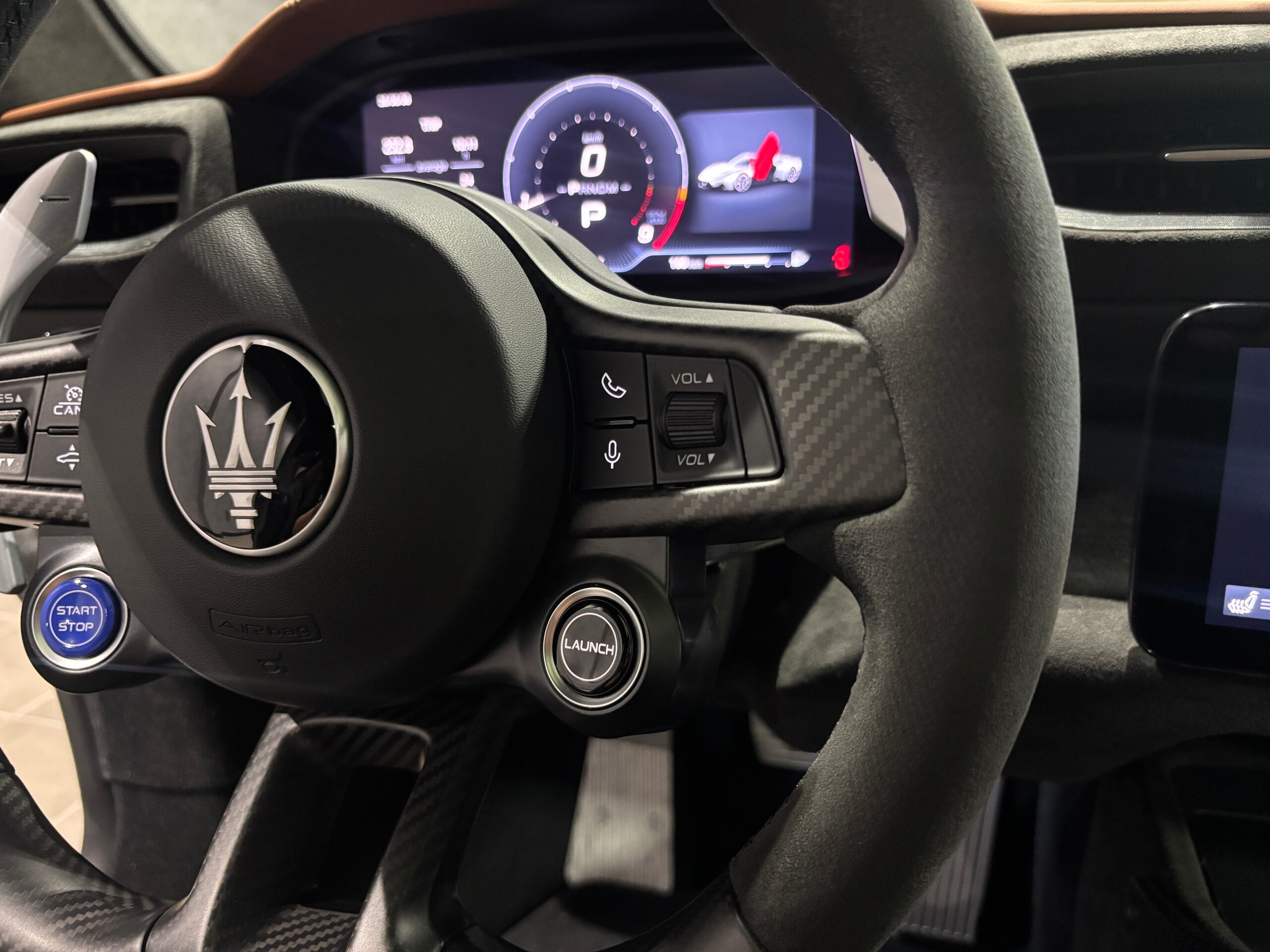 2023 Maserati MC20 Cielo — Photo 16 / 43