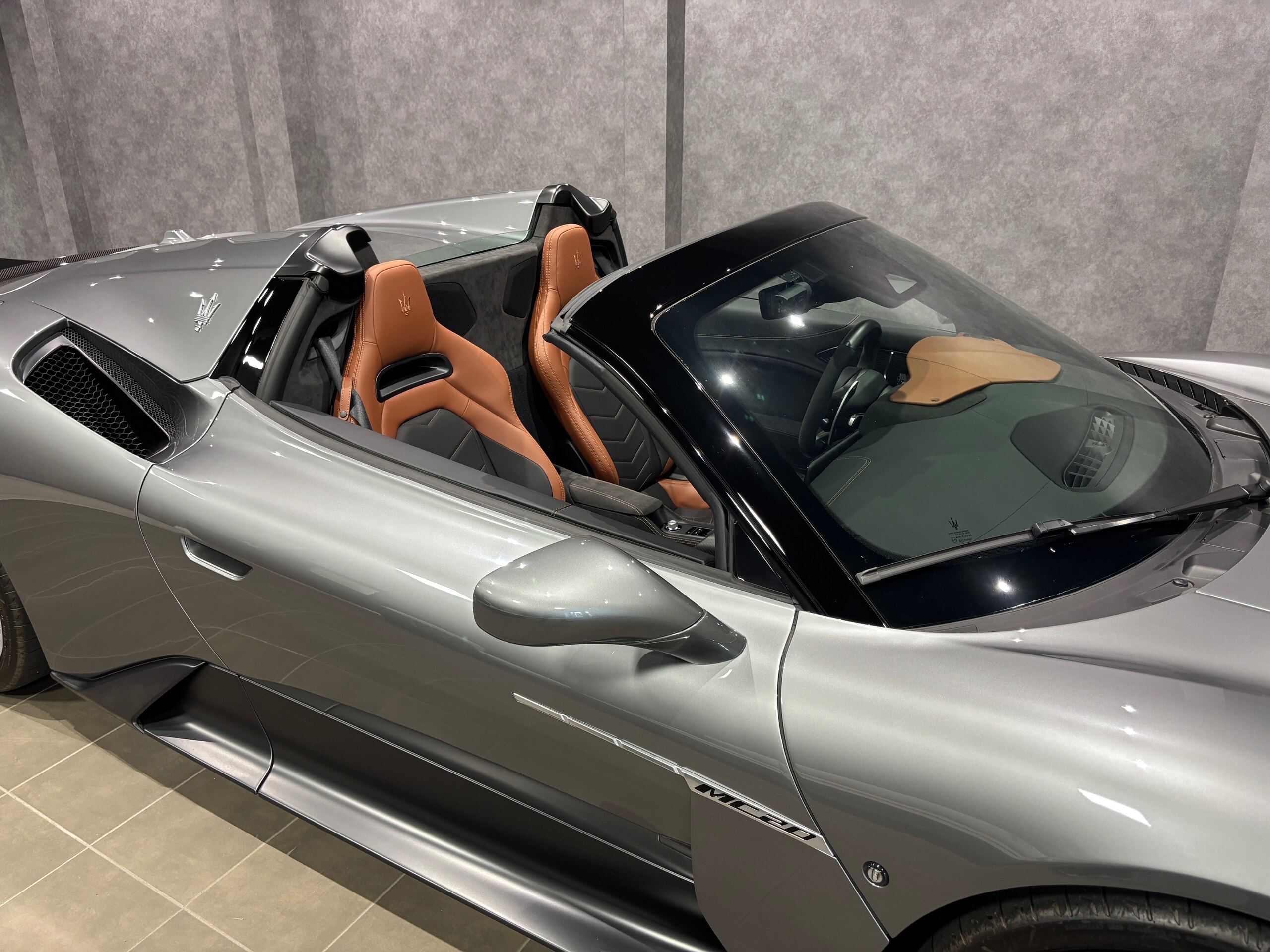 2023 Maserati MC20 Cielo — Photo 28 / 43