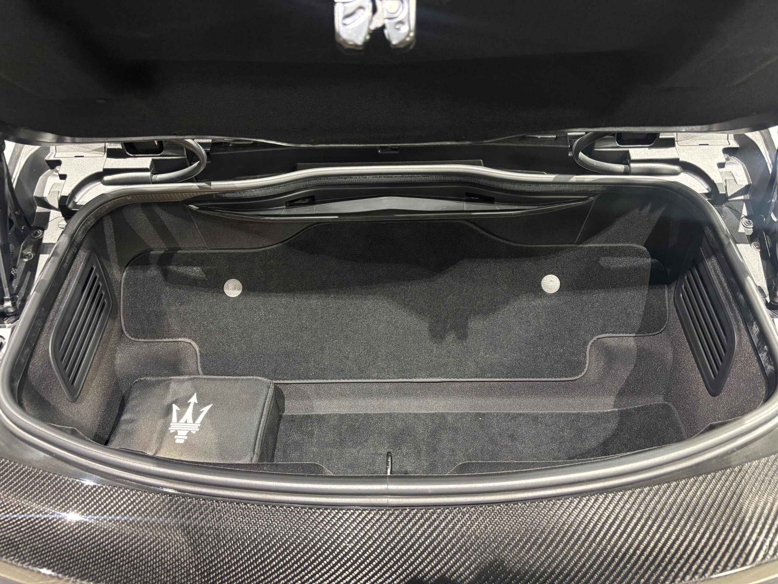 2023 Maserati MC20 Cielo — Photo 32 / 43
