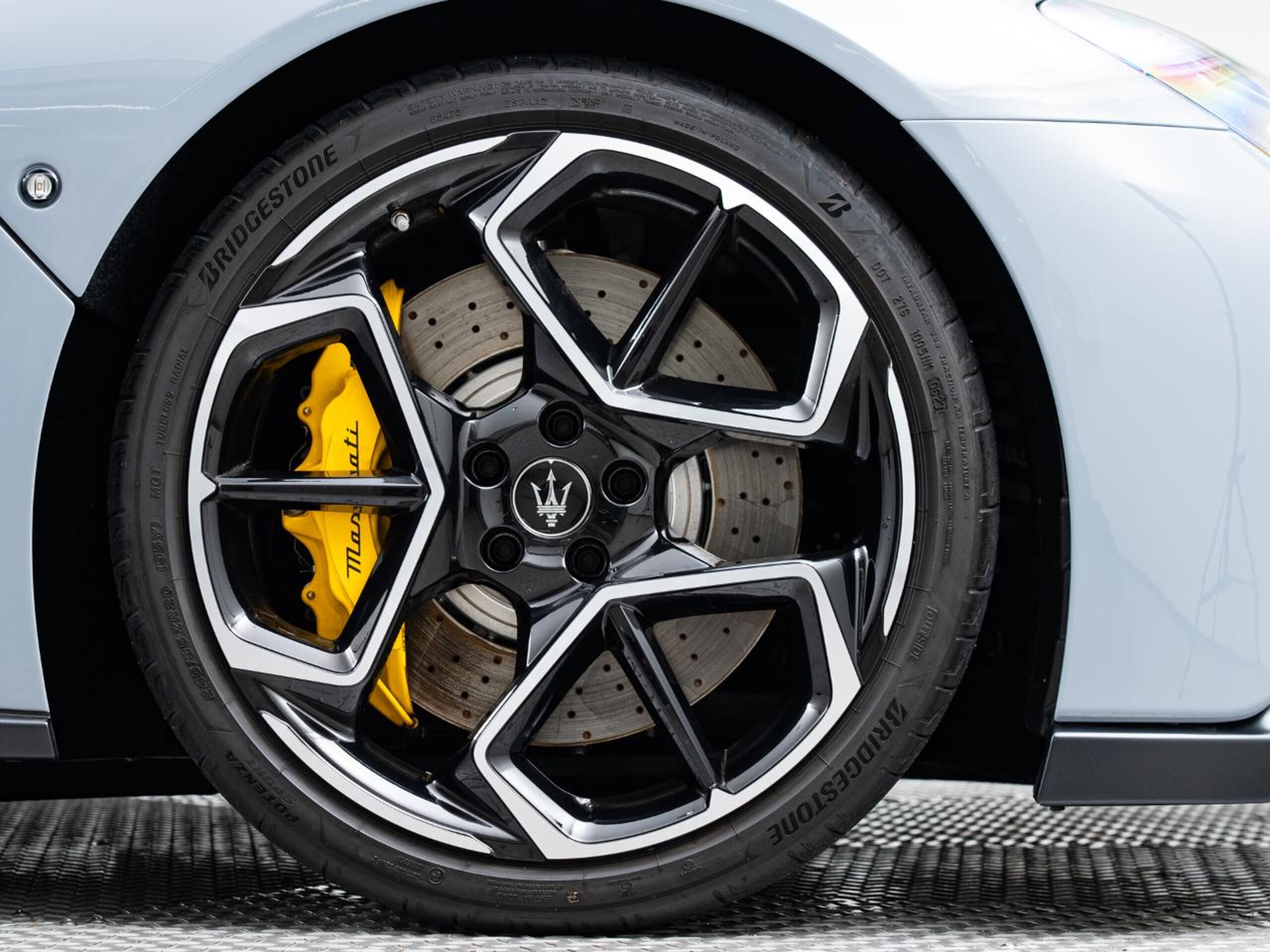 2023 Maserati MC20 — Photo 19 / 52
