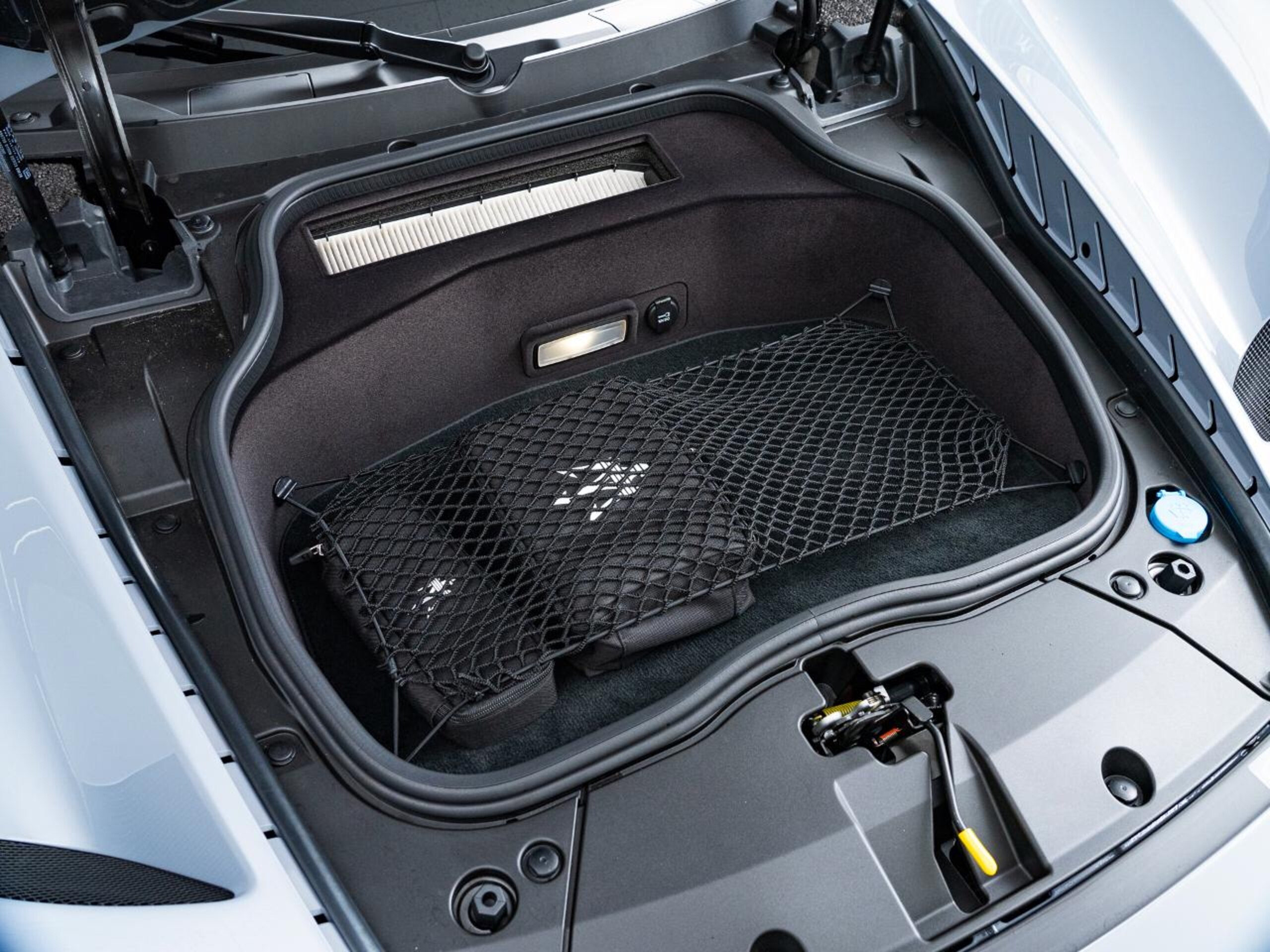 2023 Maserati MC20 — Photo 31 / 52