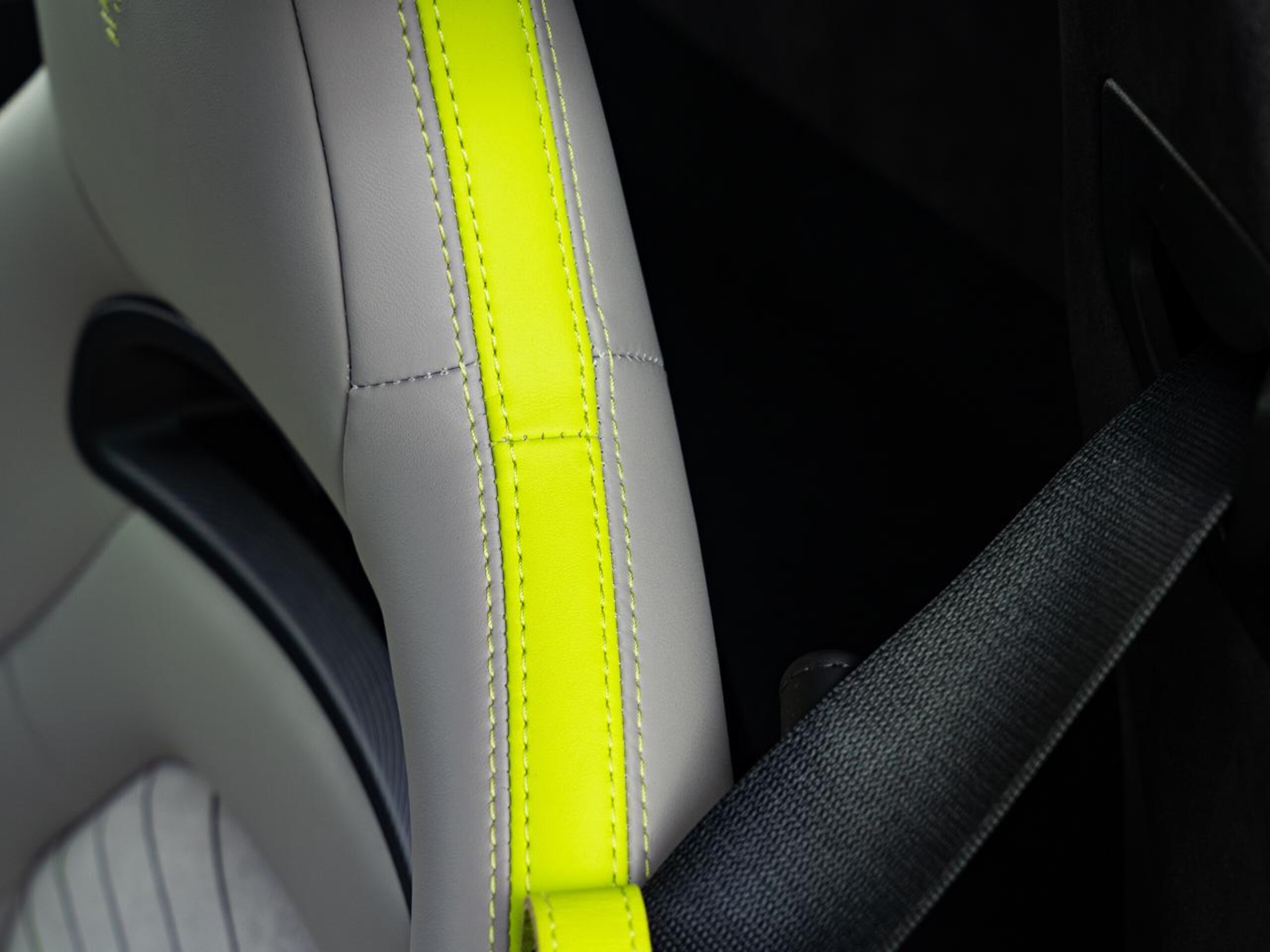 2023 Maserati MC20 — Photo 38 / 52
