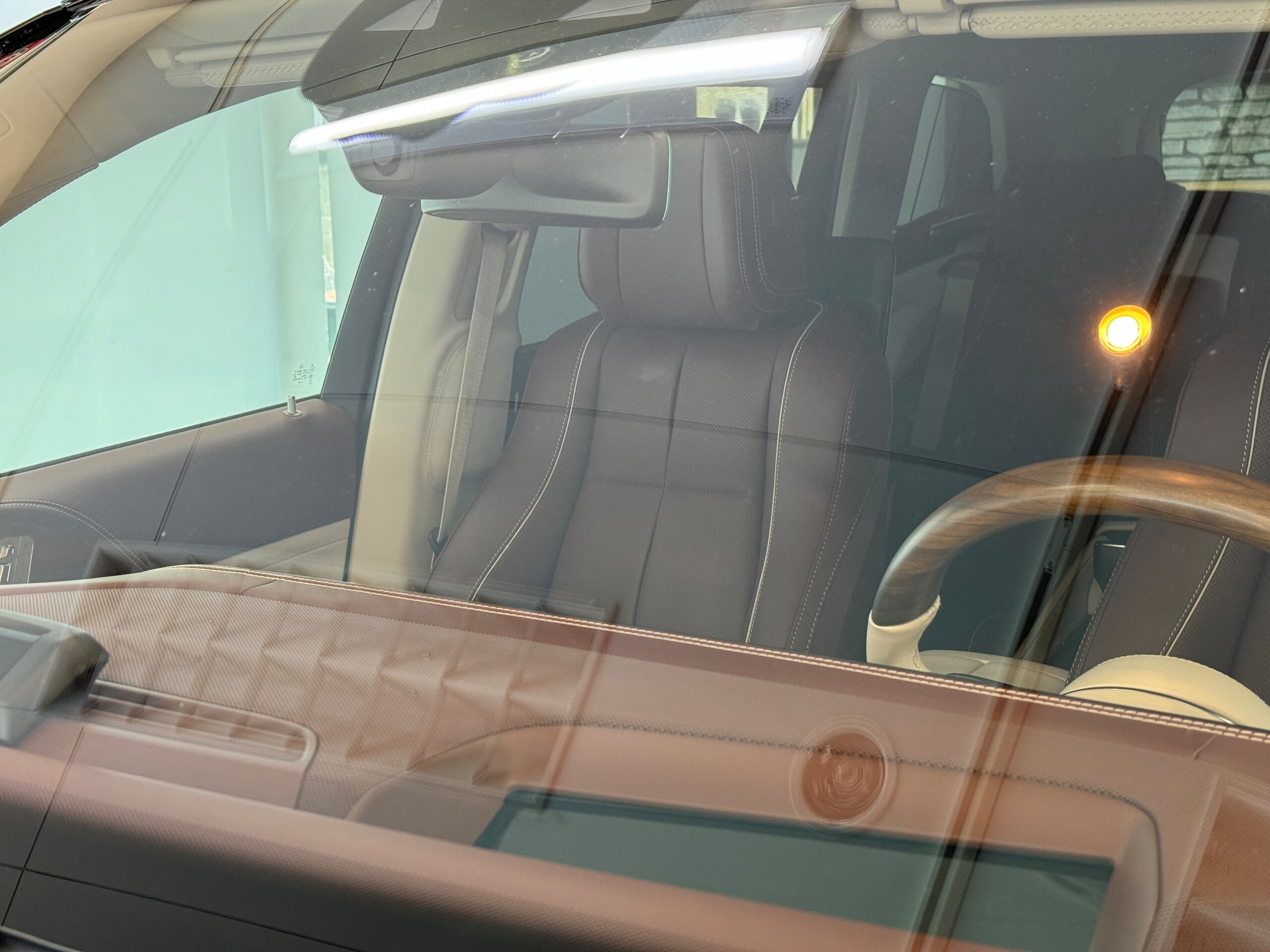 2023 Mercedes Benz Maybach GLS 600 4Matic — Photo 16 / 49
