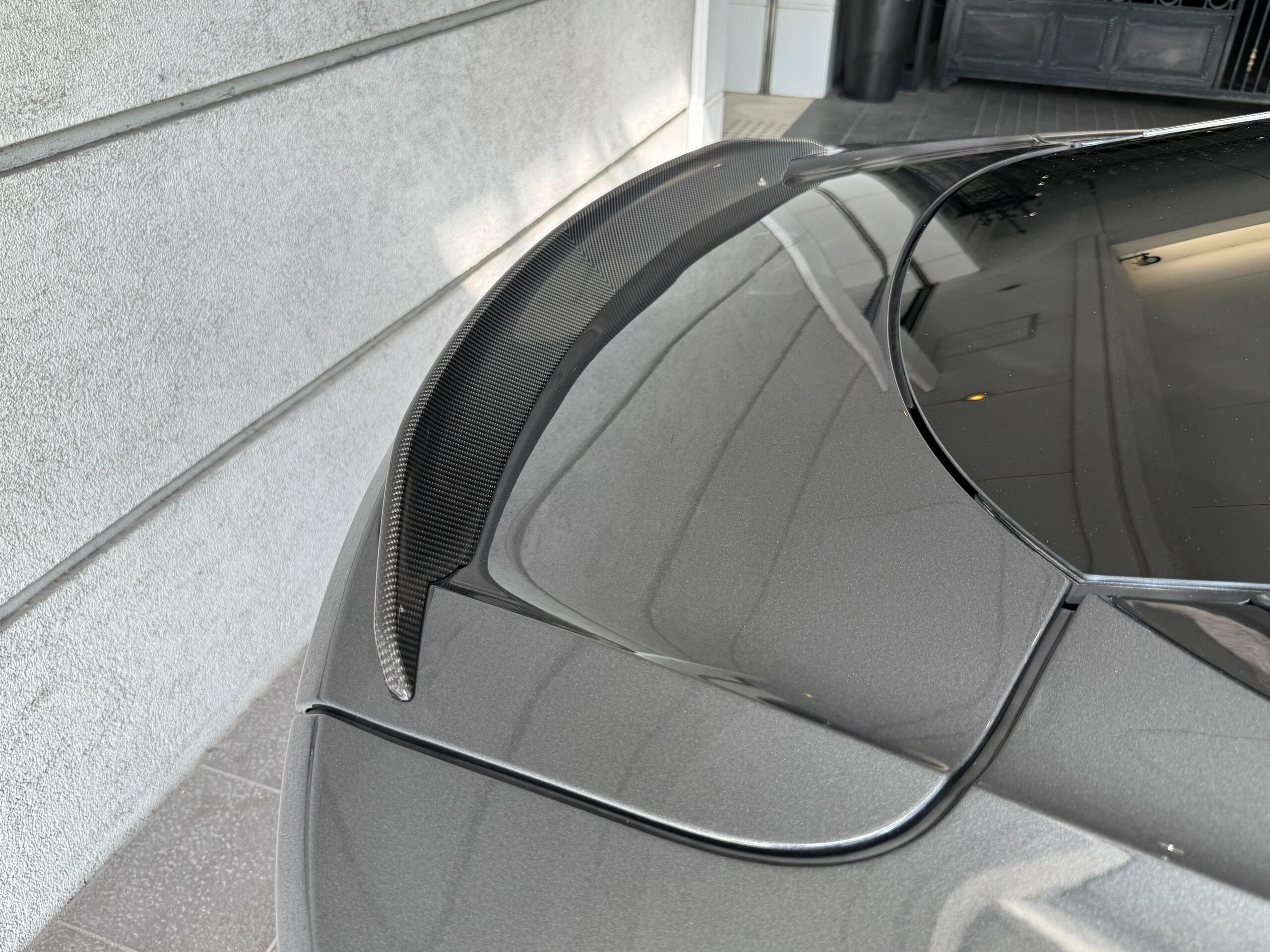 2024 Aston Martin DBS Superleggera — Photo 25 / 38