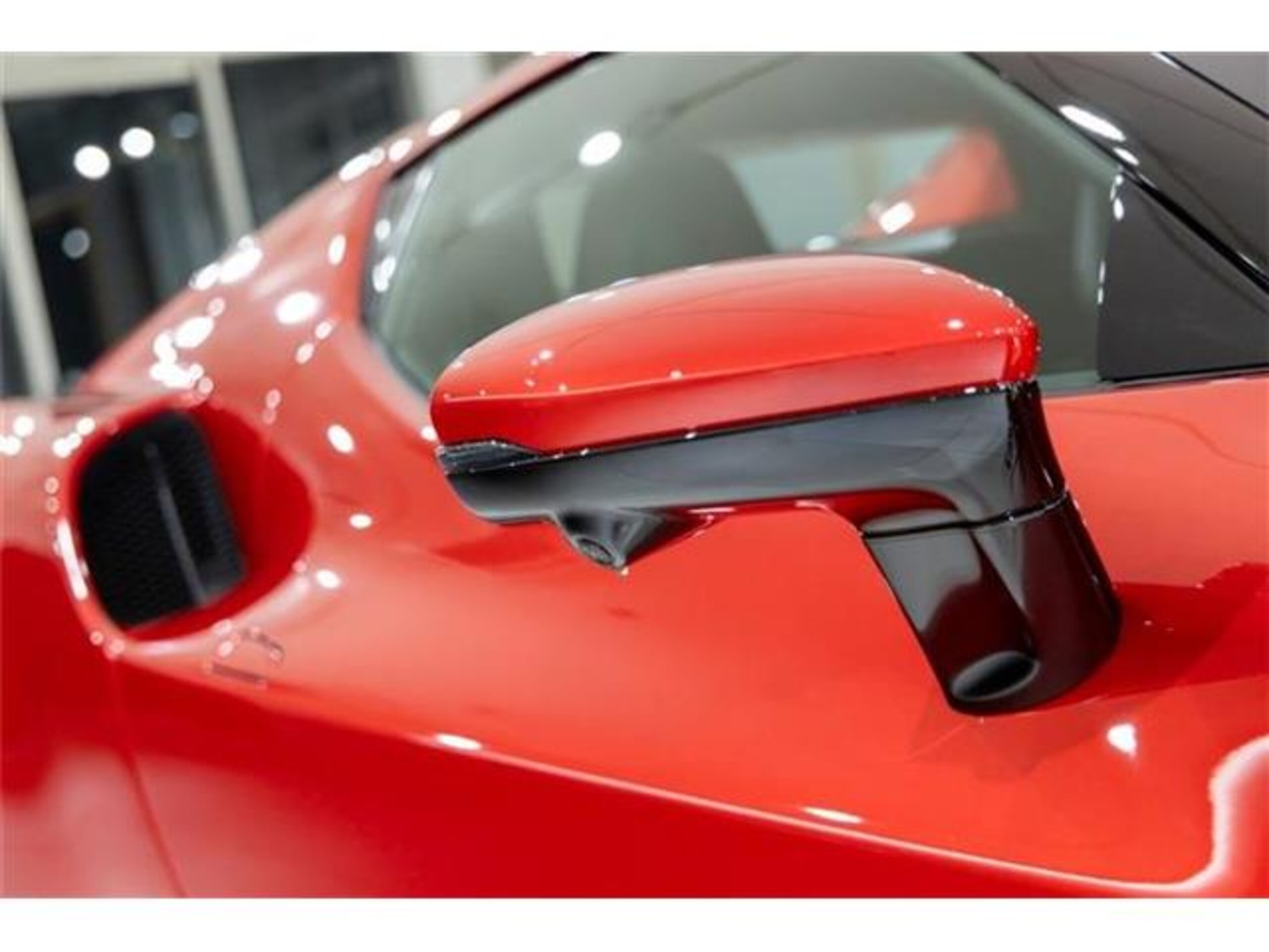 2024 Ferrari 296GTB — Photo 32 / 67