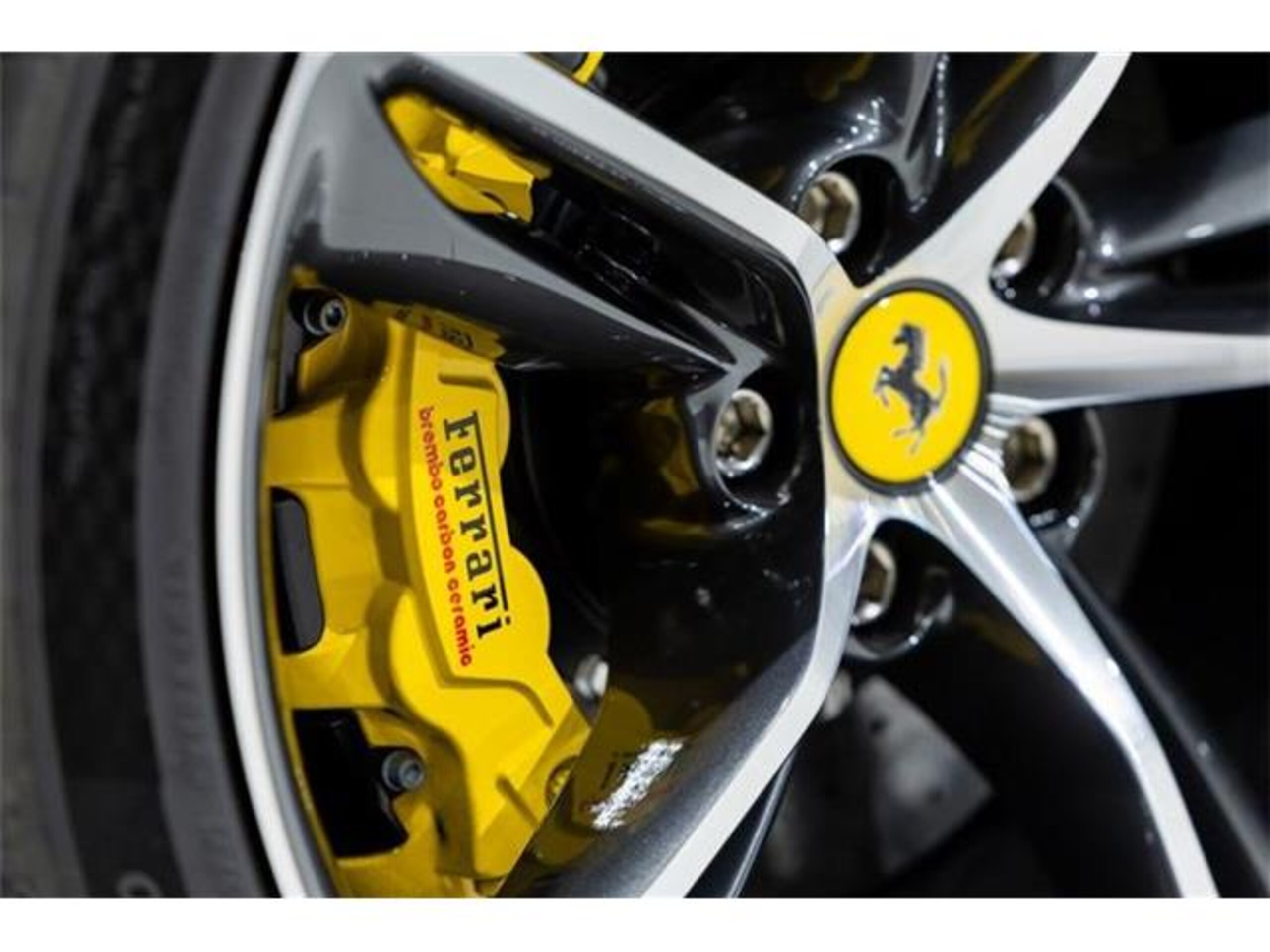 2024 Ferrari 296GTB — Photo 36 / 67