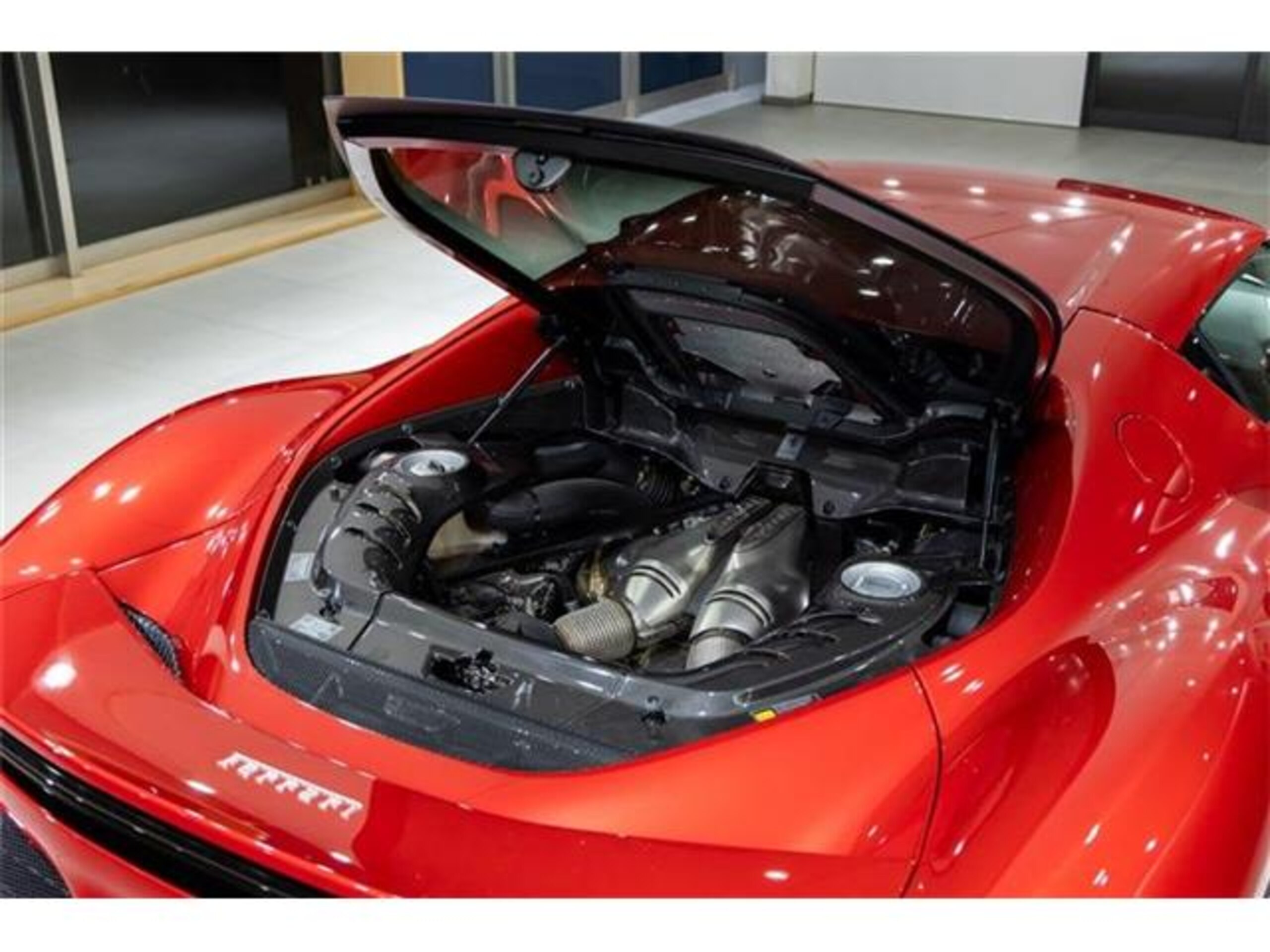 2024 Ferrari 296GTB — Photo 40 / 67