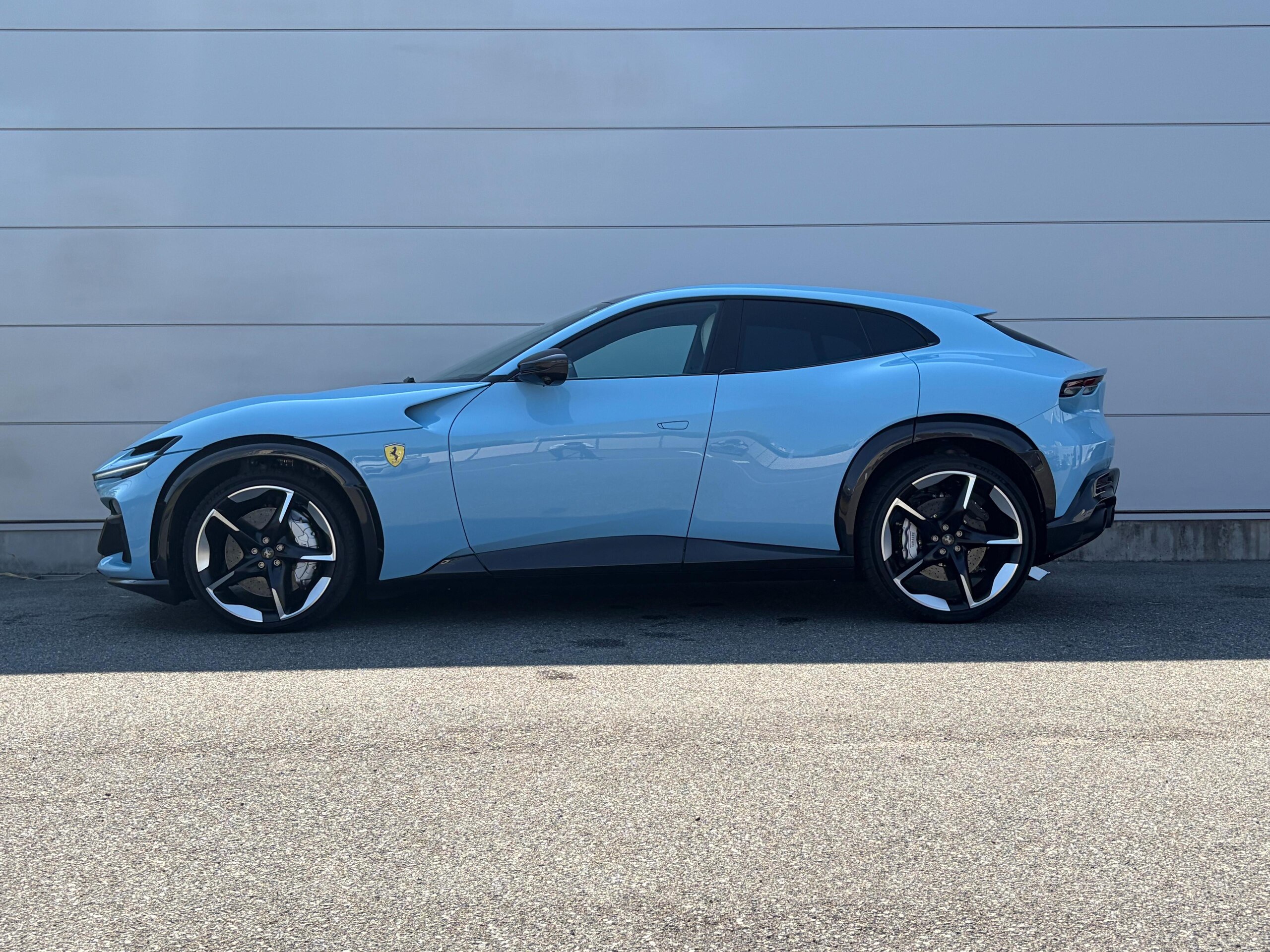 2024 Ferrari Purosangue — Photo 10 / 36