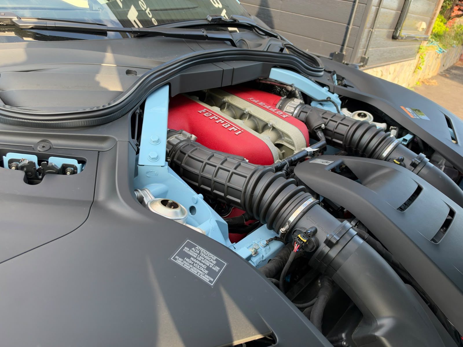 2024 Ferrari Purosangue — Photo 19 / 20