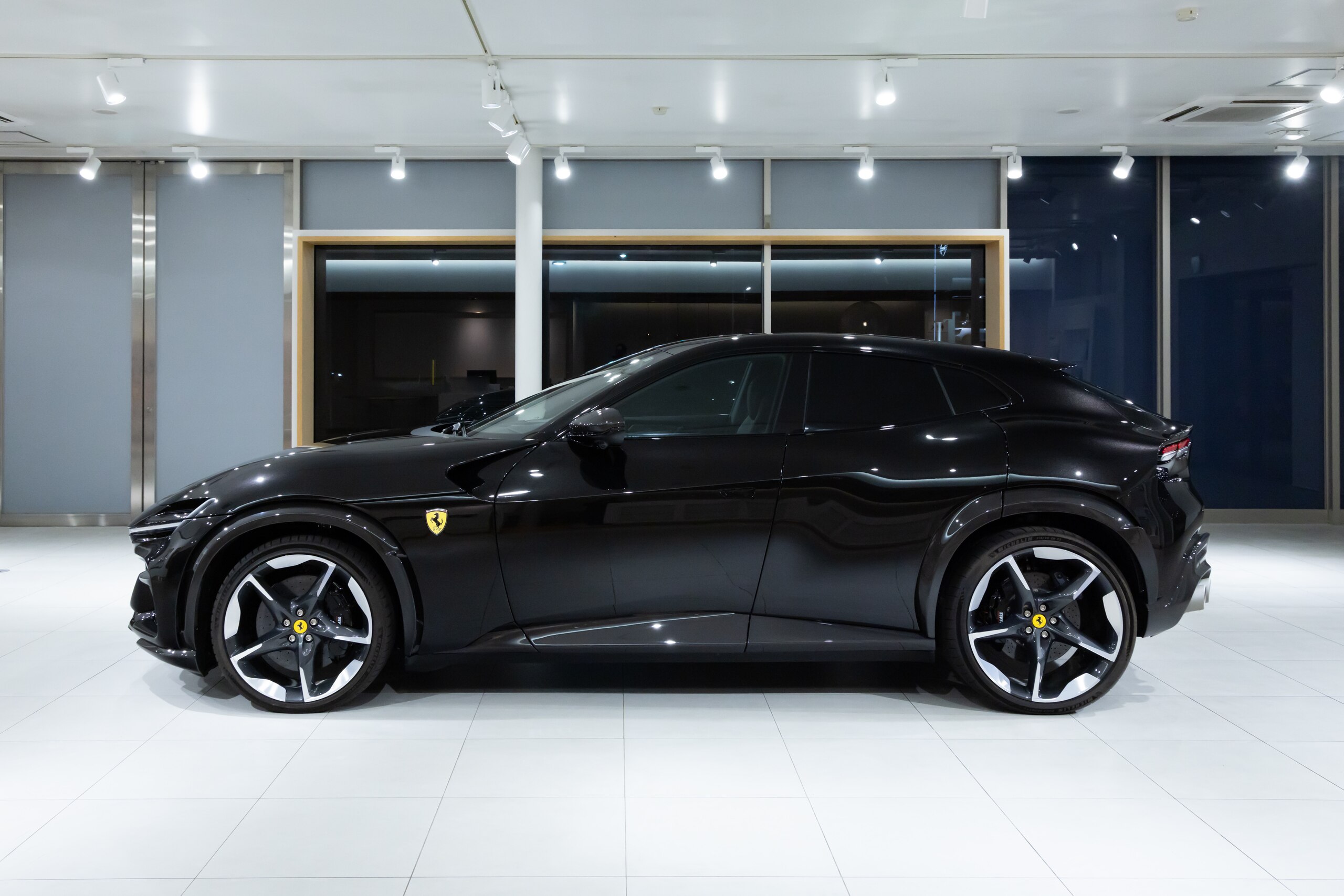 2024 Ferrari Purosangue — Photo 12 / 67