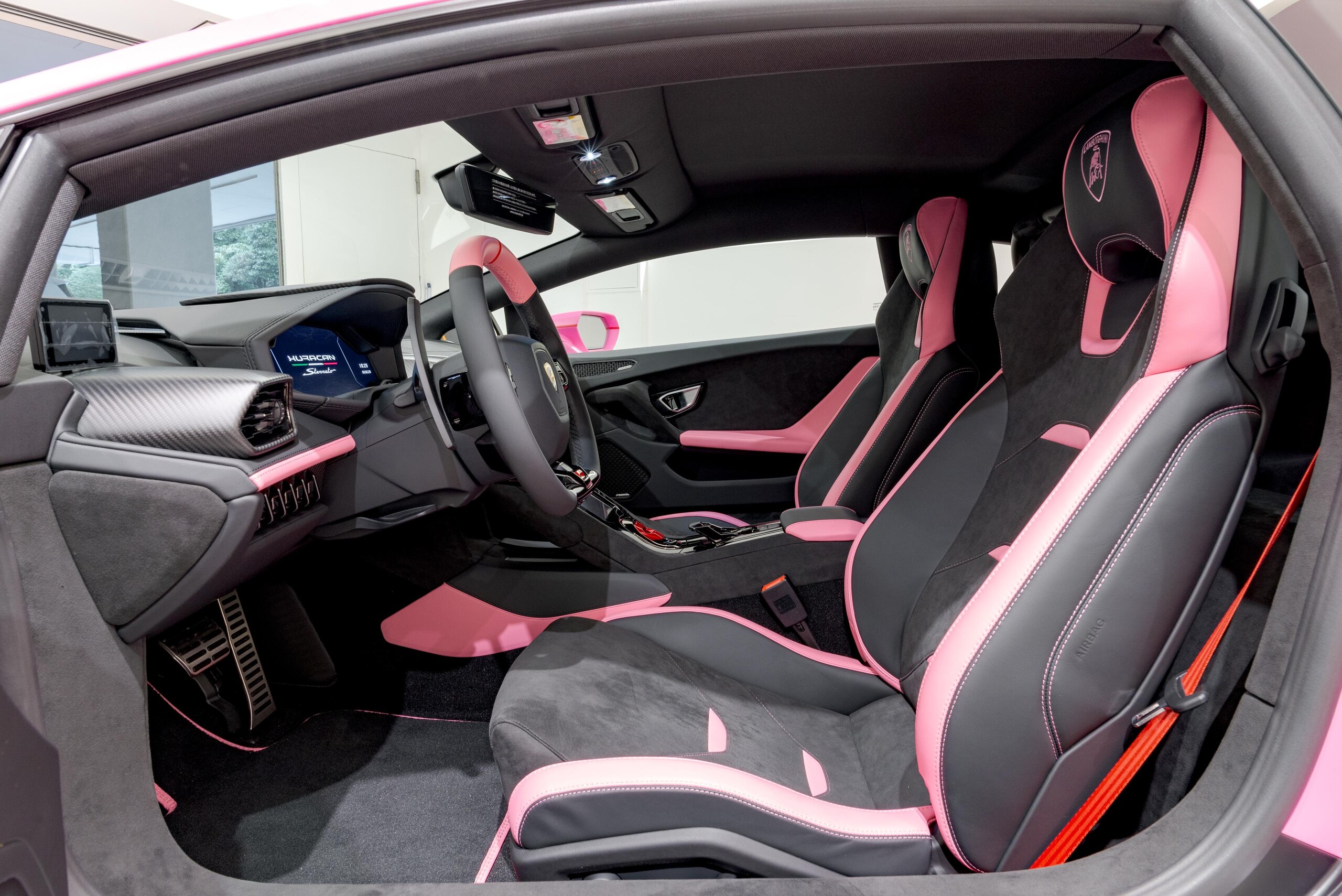 2024 Lamborghini Huracán Sterrato — Photo 6 / 33