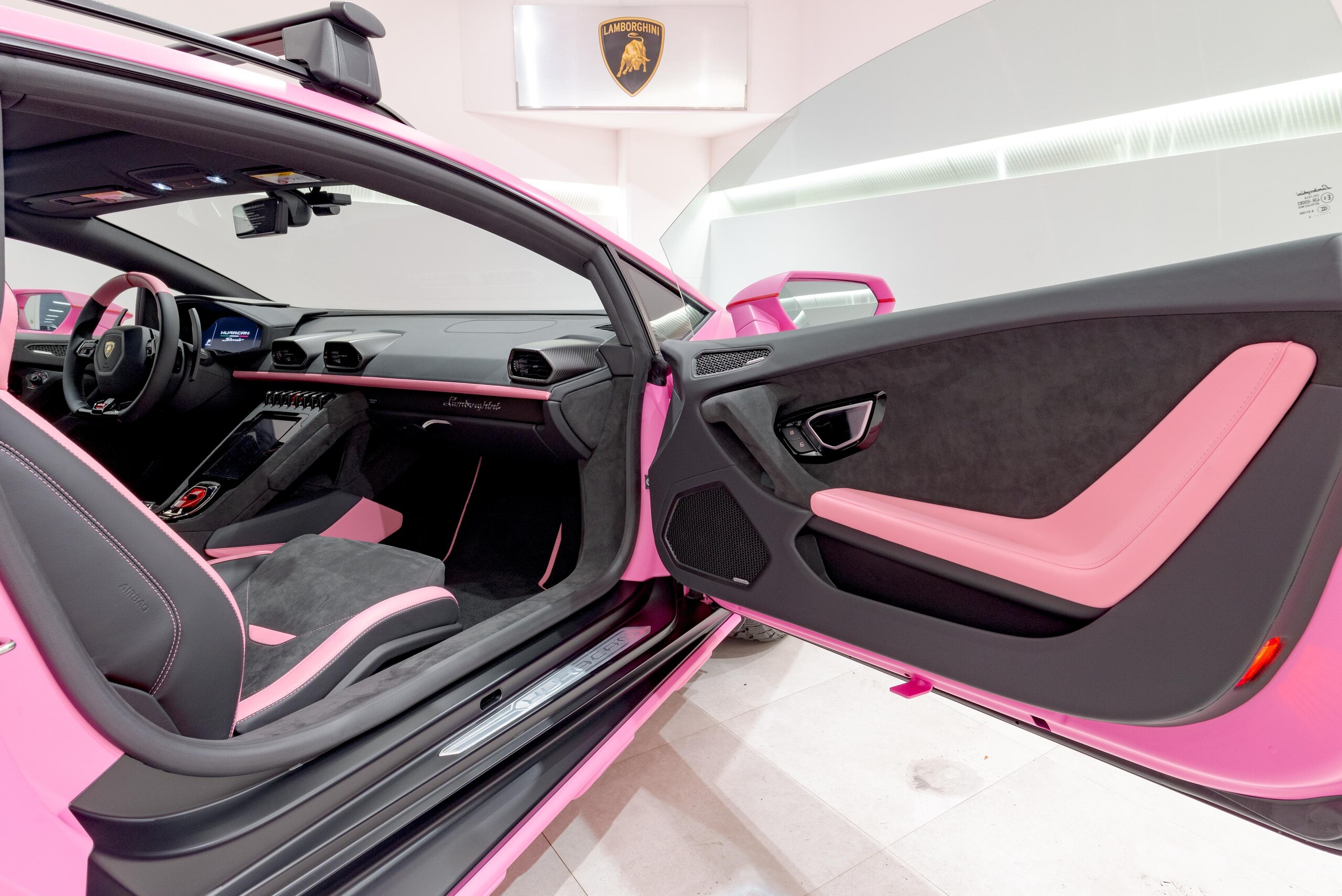 2024 Lamborghini Huracán Sterrato — Photo 12 / 33