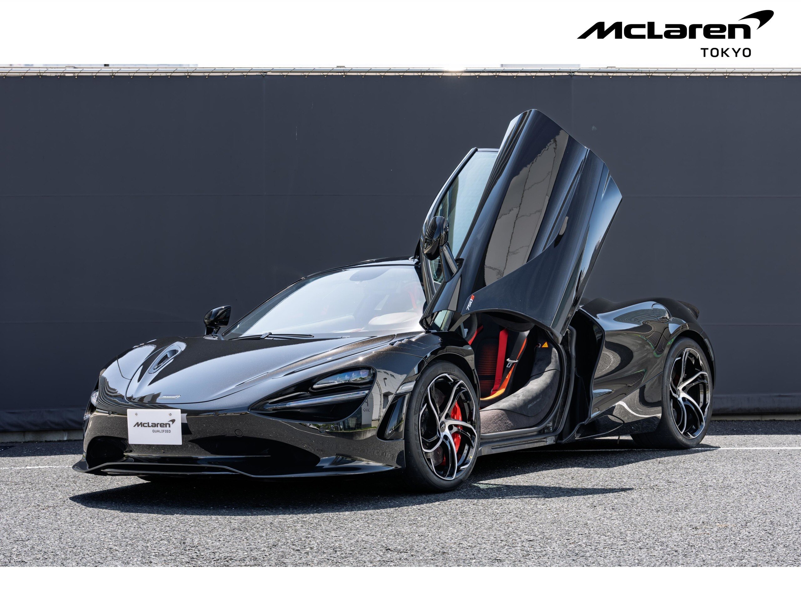 2024 McLaren 750S — Photo 14 / 39