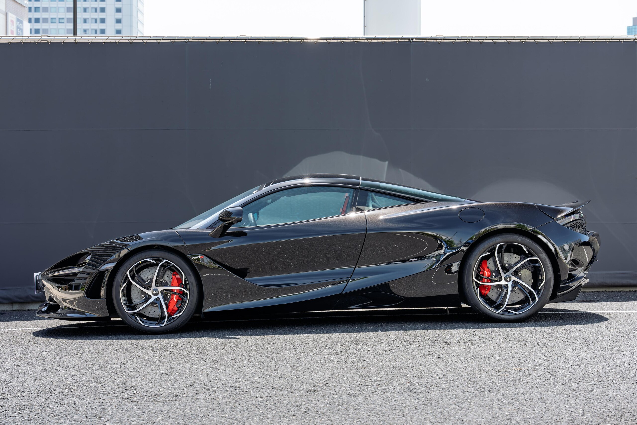 2024 McLaren 750S — Photo 20 / 39