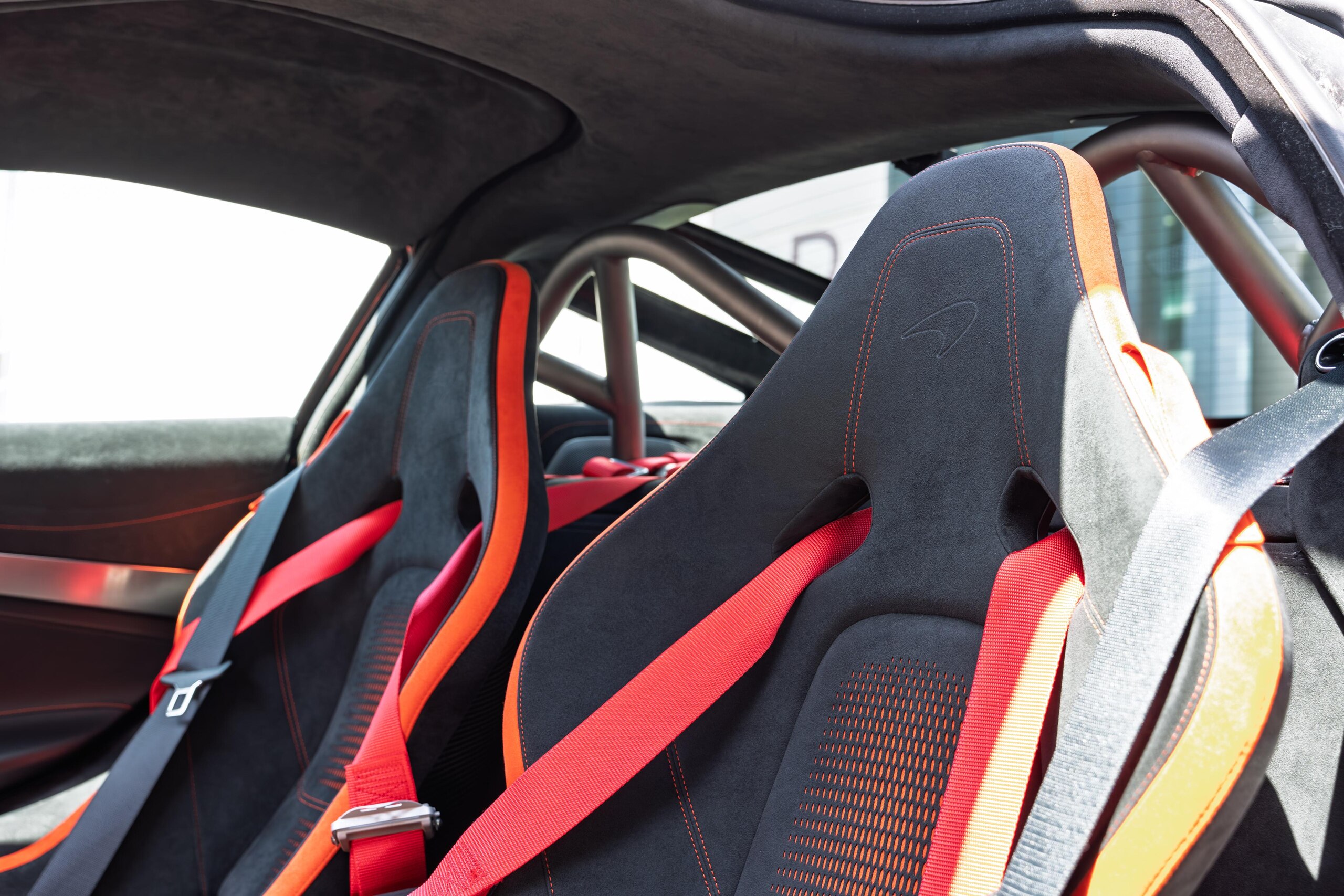 2024 McLaren 750S — Photo 35 / 39