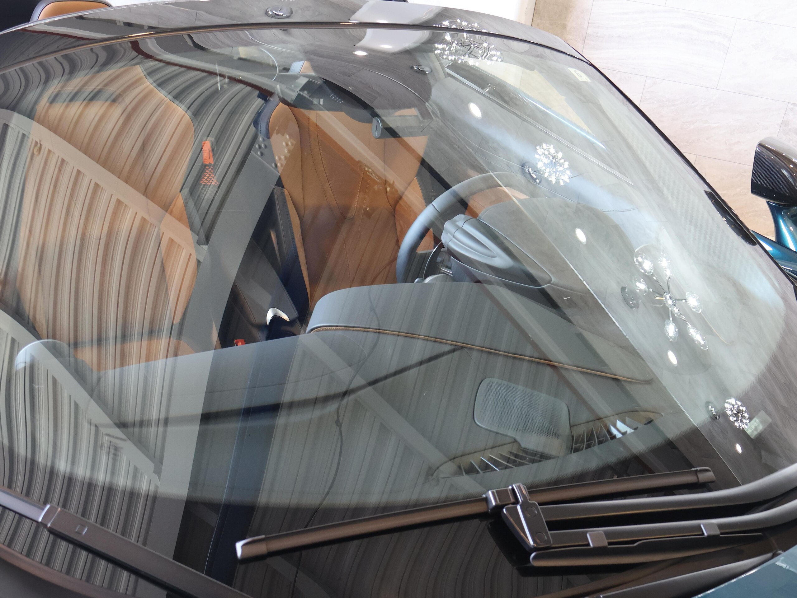 2024 McLaren 750S Spider — Photo 44 / 75