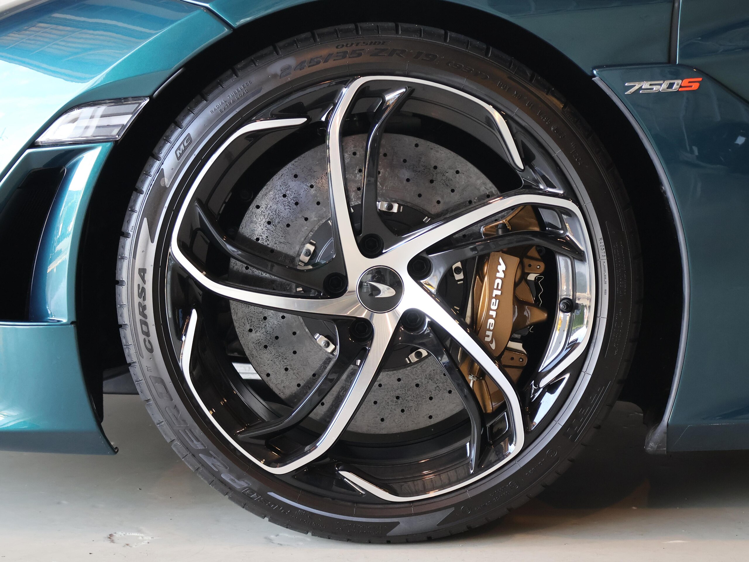 2024 McLaren 750S Spider — Photo 60 / 75