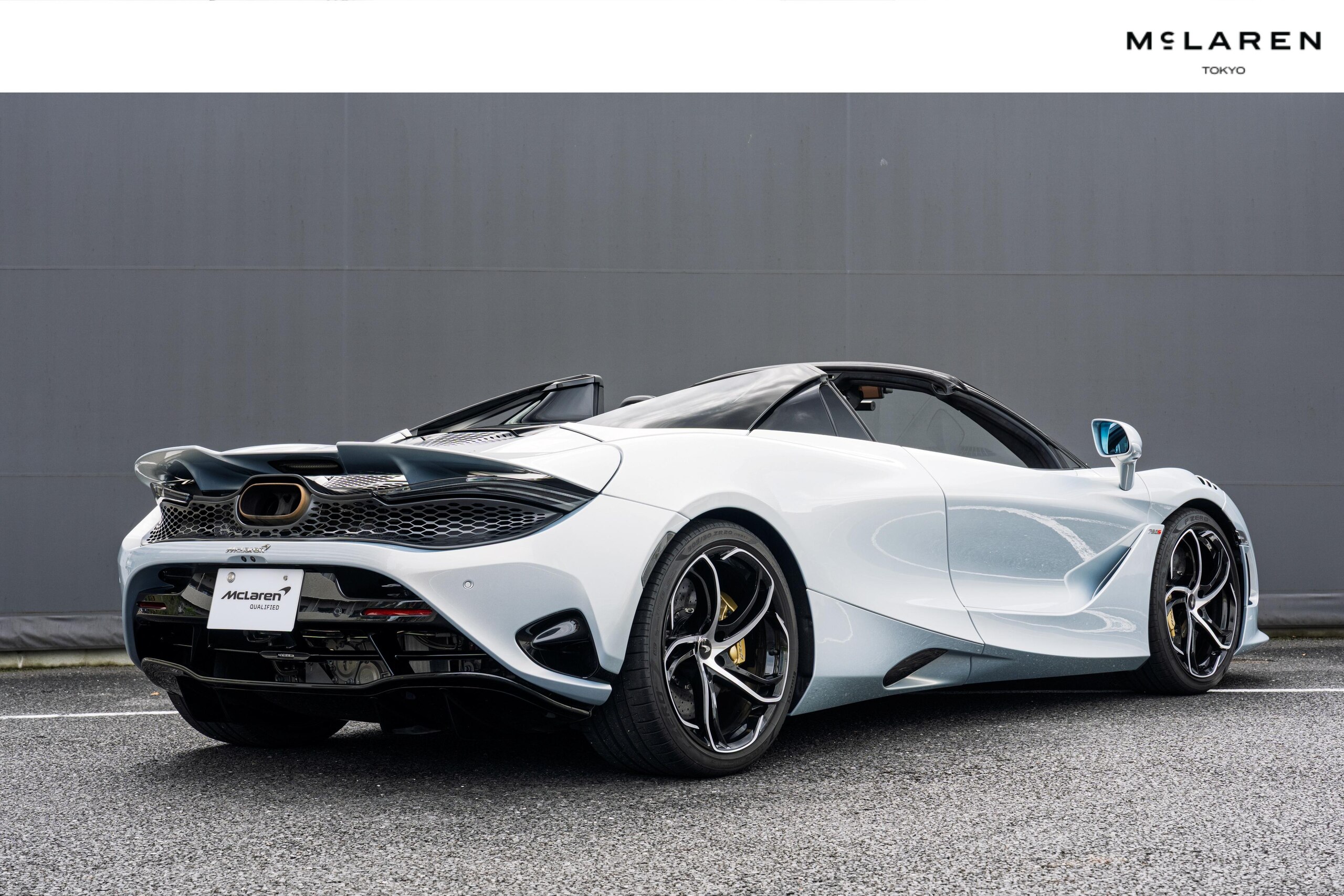 2024 McLaren 750S Spider — Photo 13 / 38