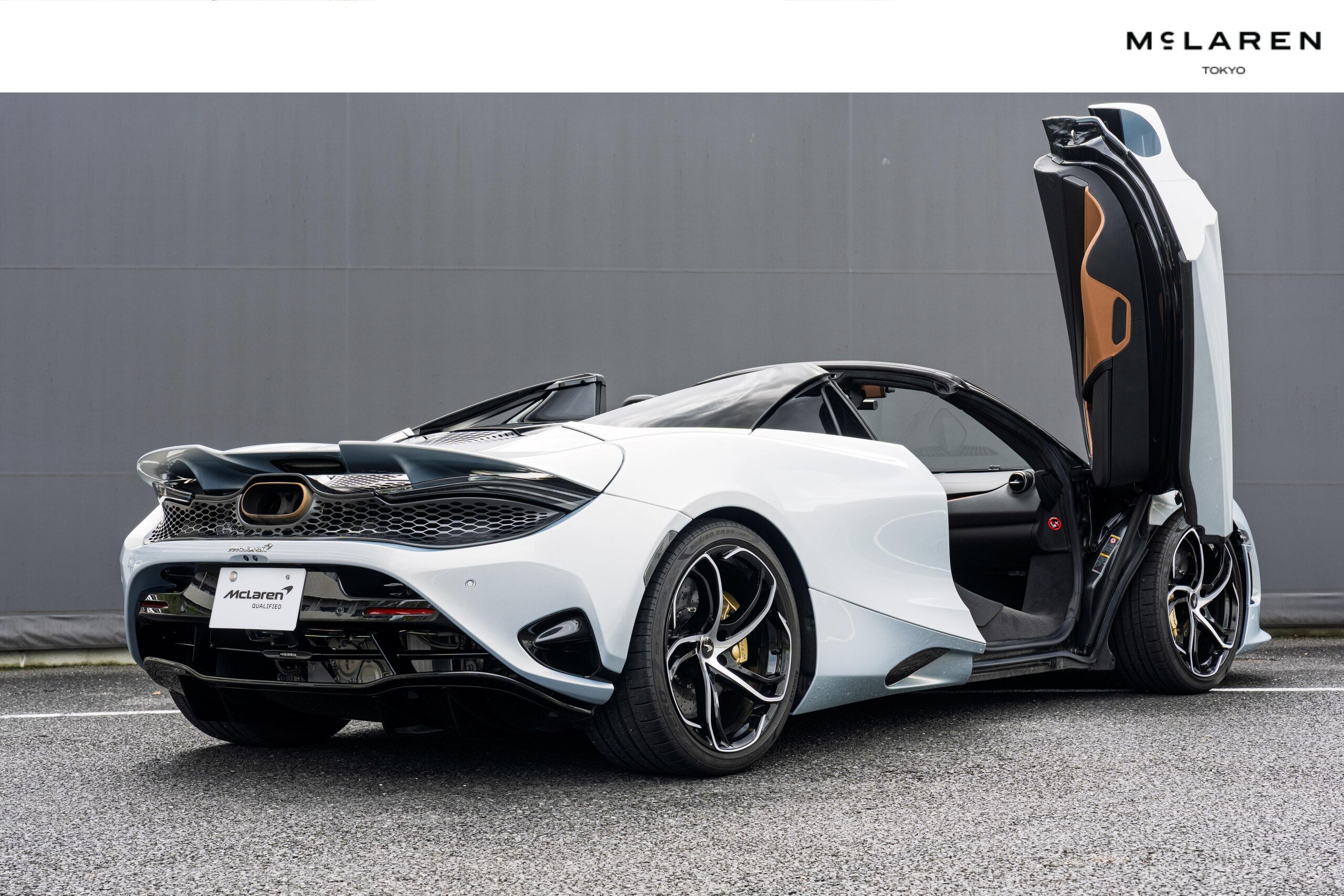 2024 McLaren 750S Spider — Photo 21 / 38