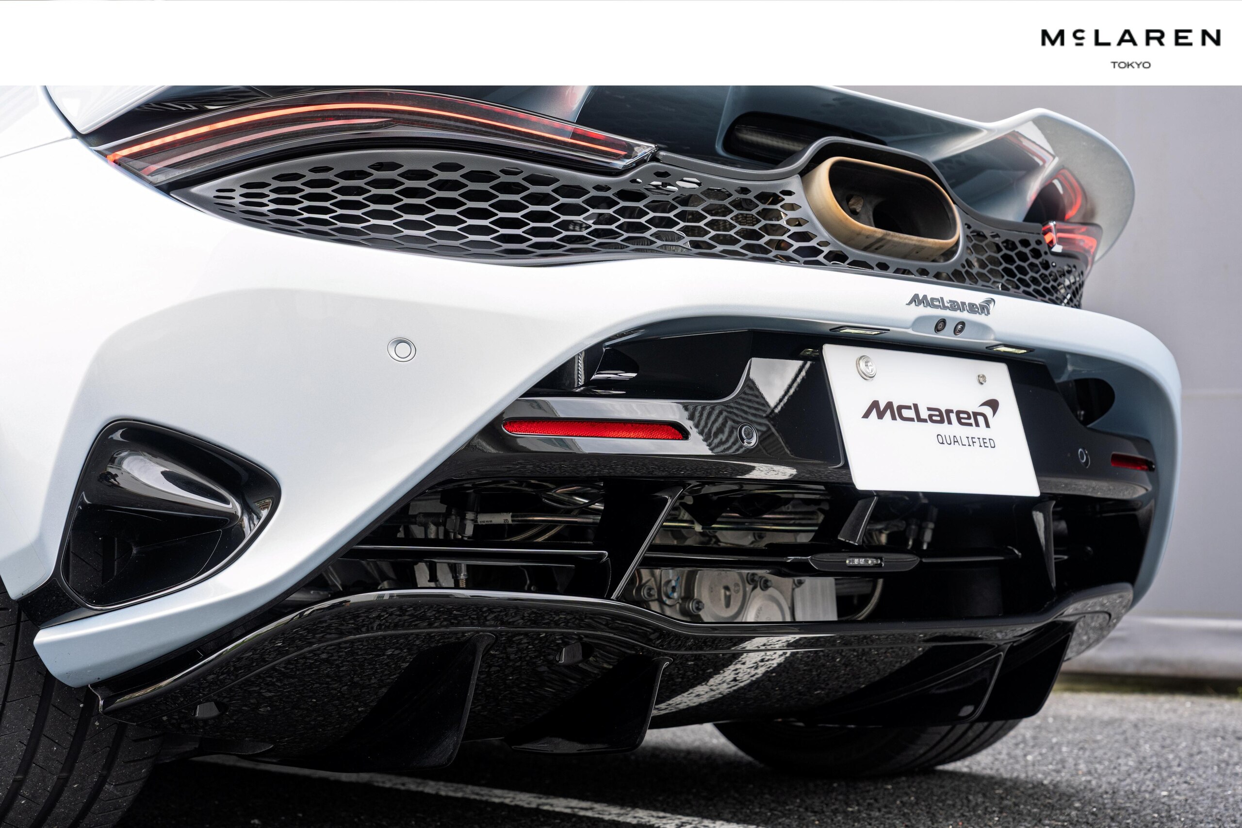 2024 McLaren 750S Spider — Photo 22 / 38